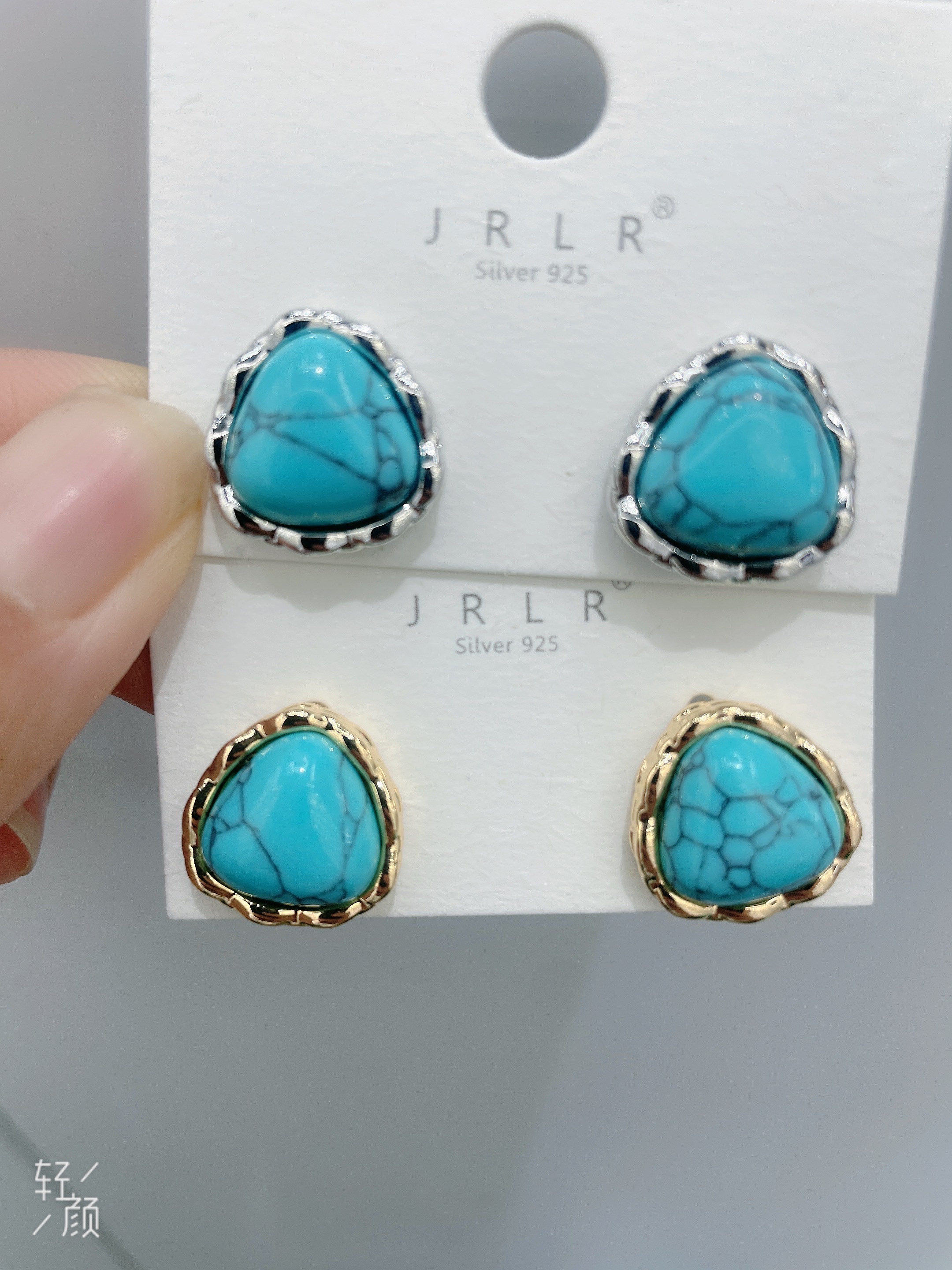Today's beauty Korean version earrings, turquoise and stainless steel round earrings, tin earrings, accessories, earrings, simple and fashionable earrings, anti-allergy earrings, light luxury style accessories, tin earrings, tin earrings detail image 3