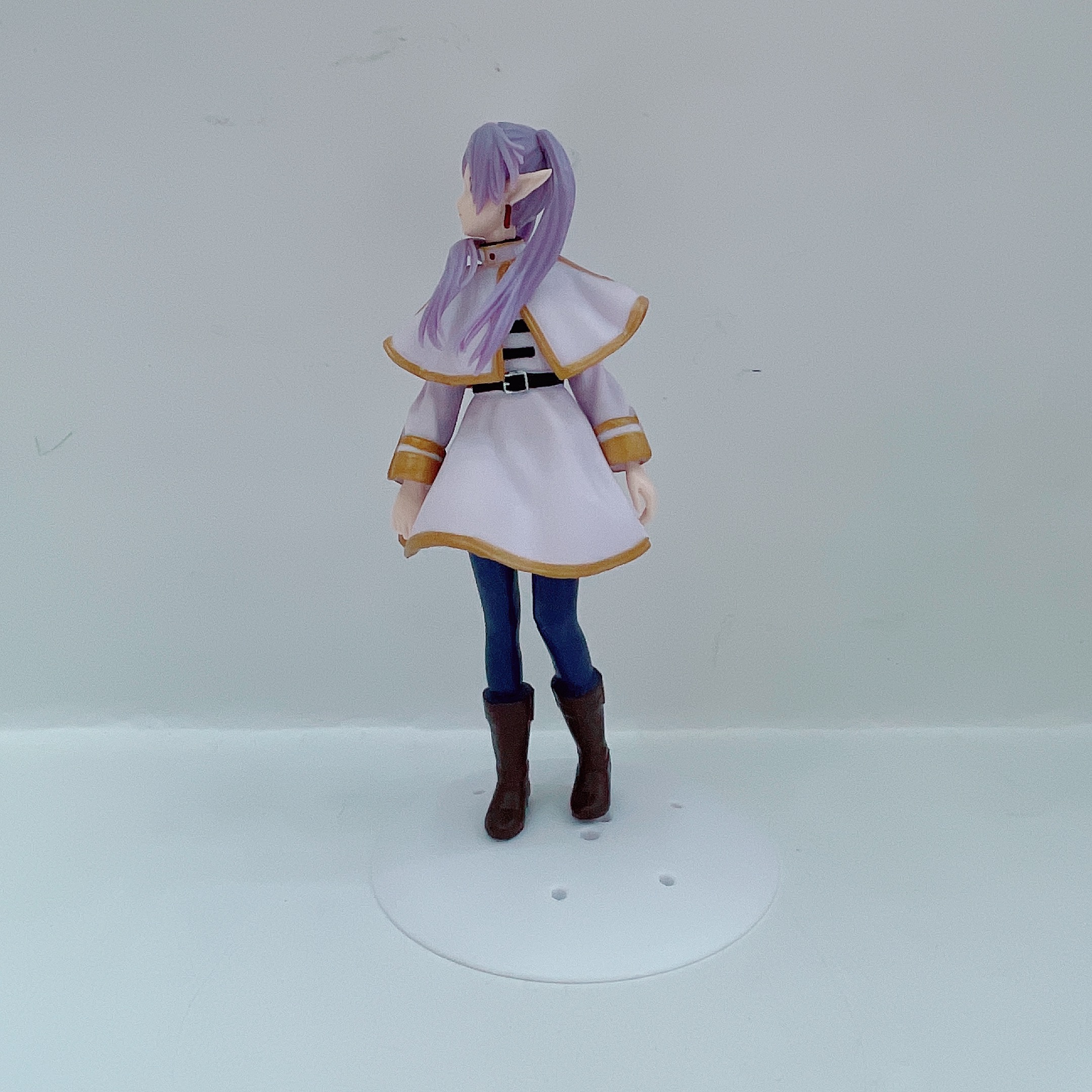 Wholesale of the car desktop figurines and ornaments related to the buried Freyrian pic 6