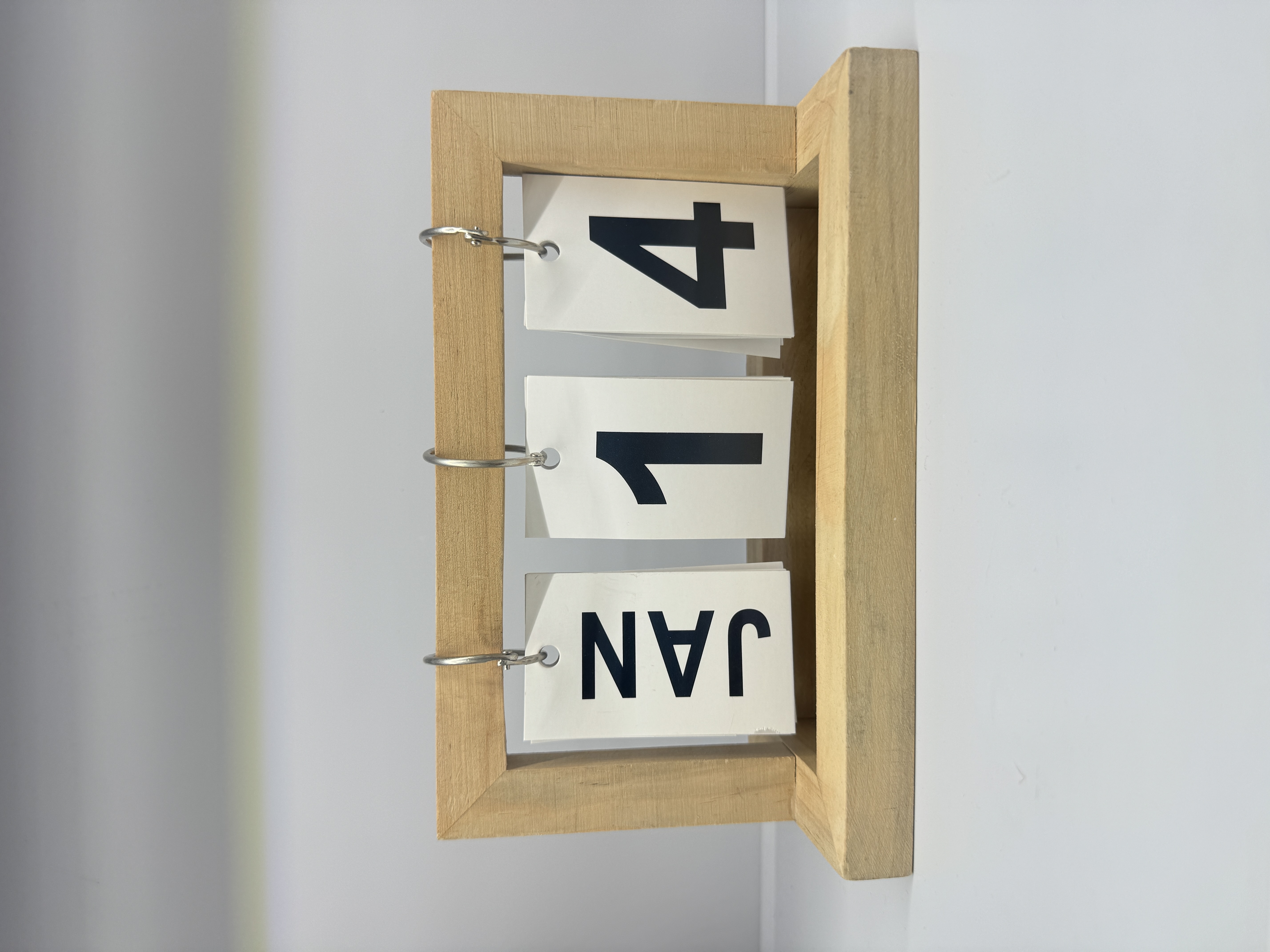 餐桌摆设桌面木质翻页日历摆件 木制蜡烛台