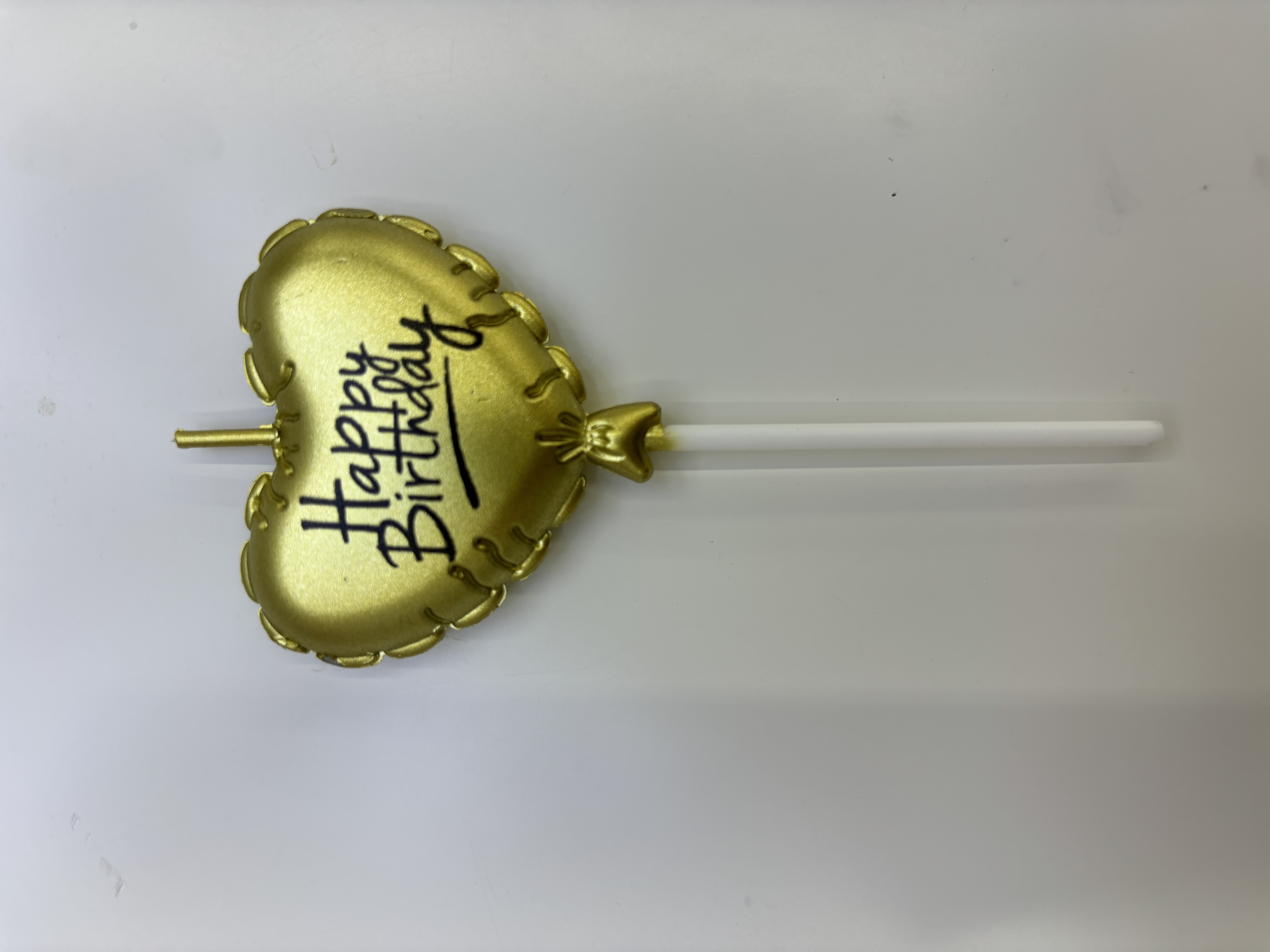 Factory direct sales custom pattern birthday candles available in multiple languages. Professional custom birthday candles