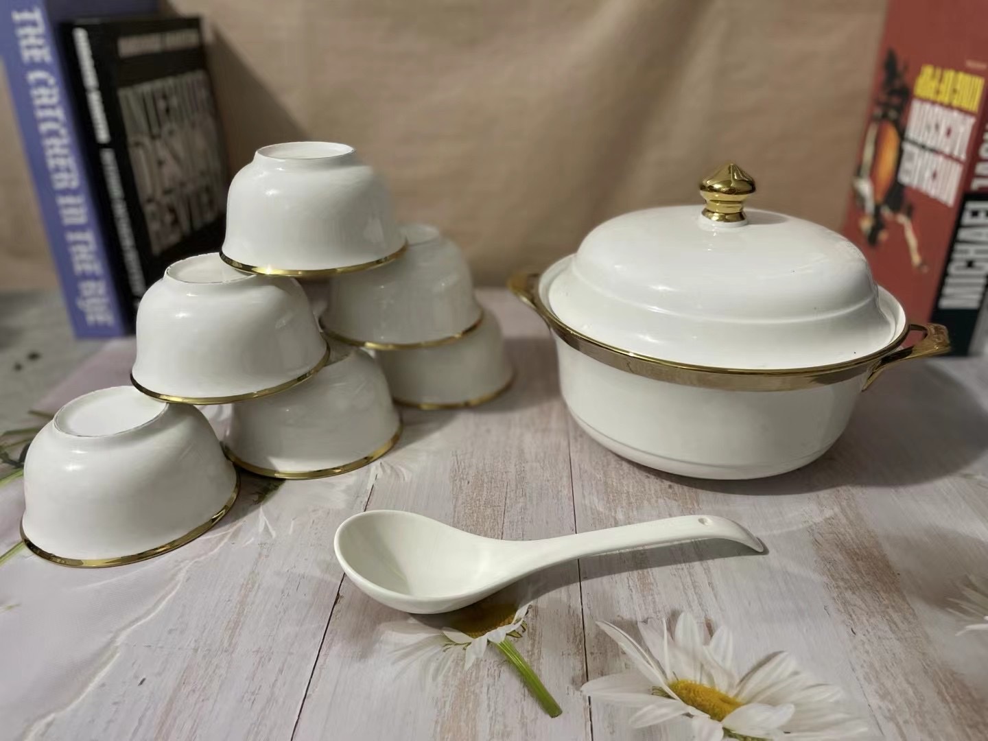 方圆陶瓷汤锅碗套装高档送礼套装产品图