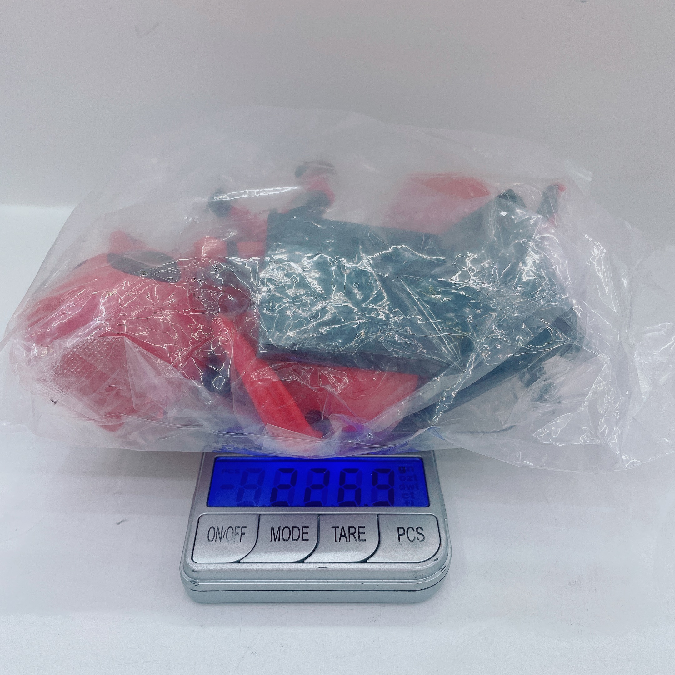 手办/手办模型/龙珠手办/手办摆件/动漫产品图