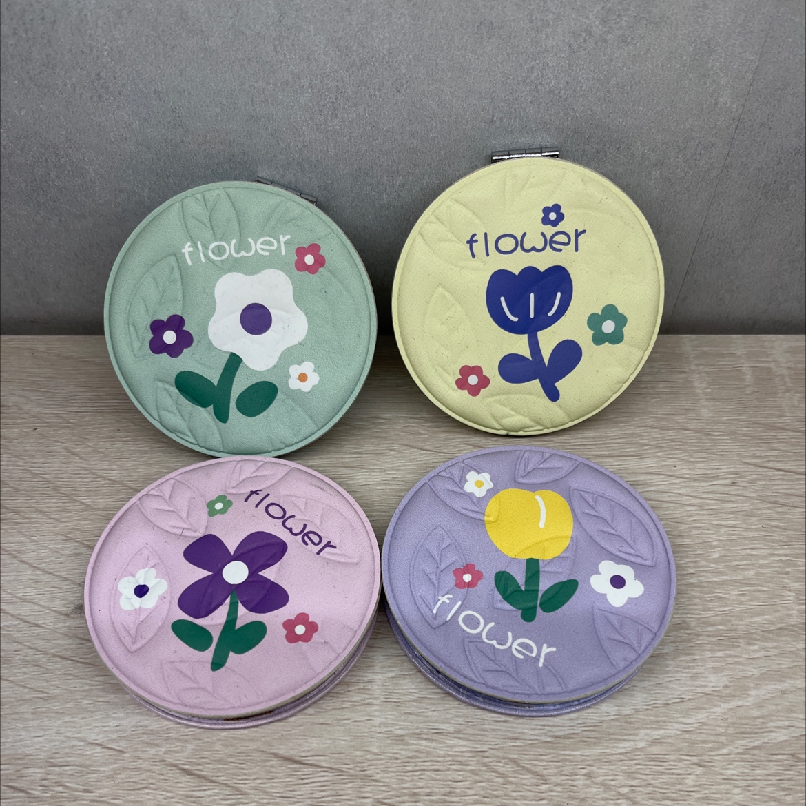 卡通车缝镜细节图