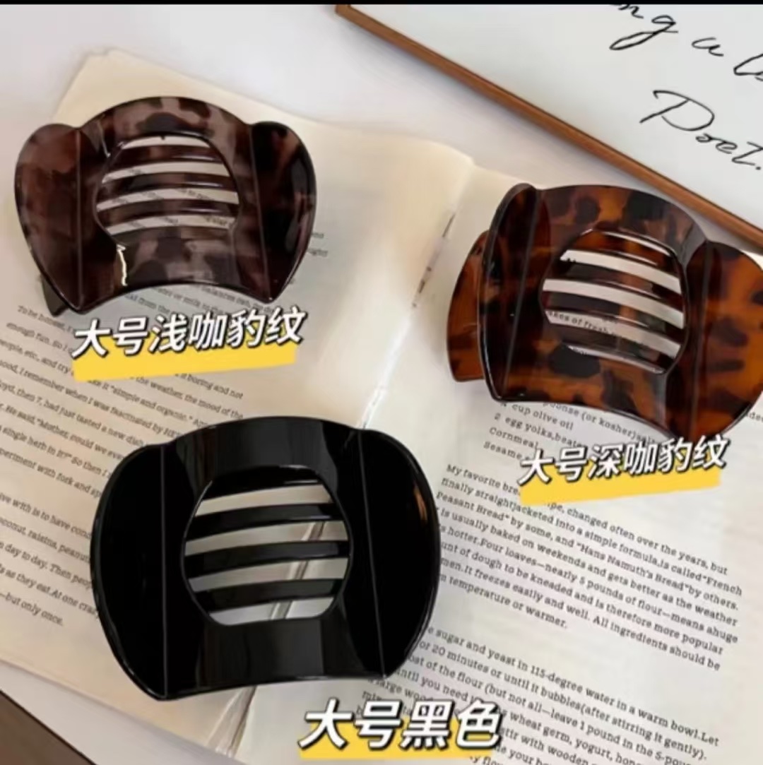 创意饰品独特设计 发夹发卡抓夹一体 多功能发饰 美发必备品质保证详情图4