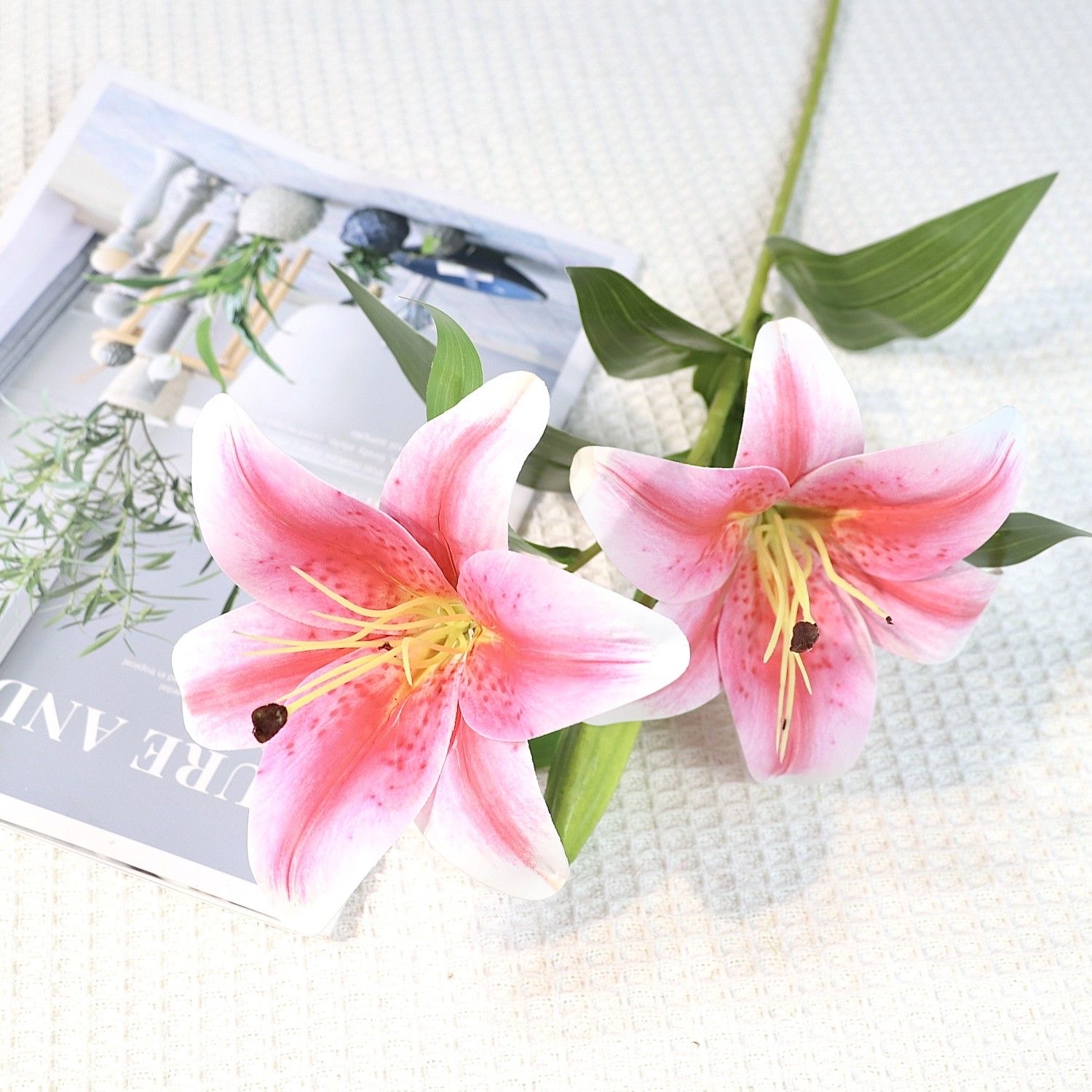 3D printed lilies, artificial flowers, flower bouquets, living room dining table flowers, decorative flower arrangements, vases, sets of ornaments detail image 3