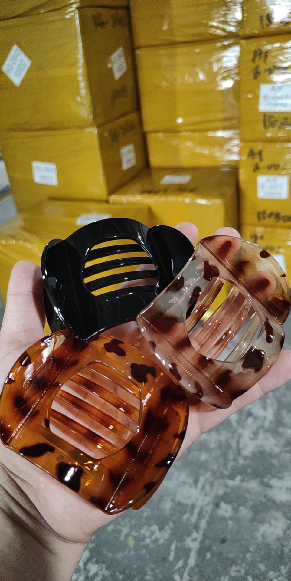 创意饰品独特设计 发夹发卡抓夹一体 多功能发饰 美发必备品质保证产品图