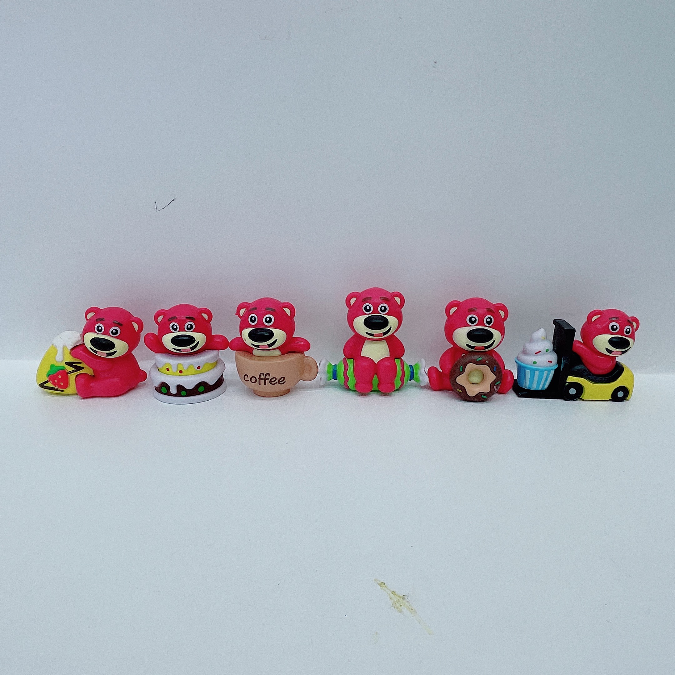 Wholesale of 6 kinds of cute strawberry Bear cartoon figurines, car cake ornaments, schoolbag pendants and gashapon pic 1