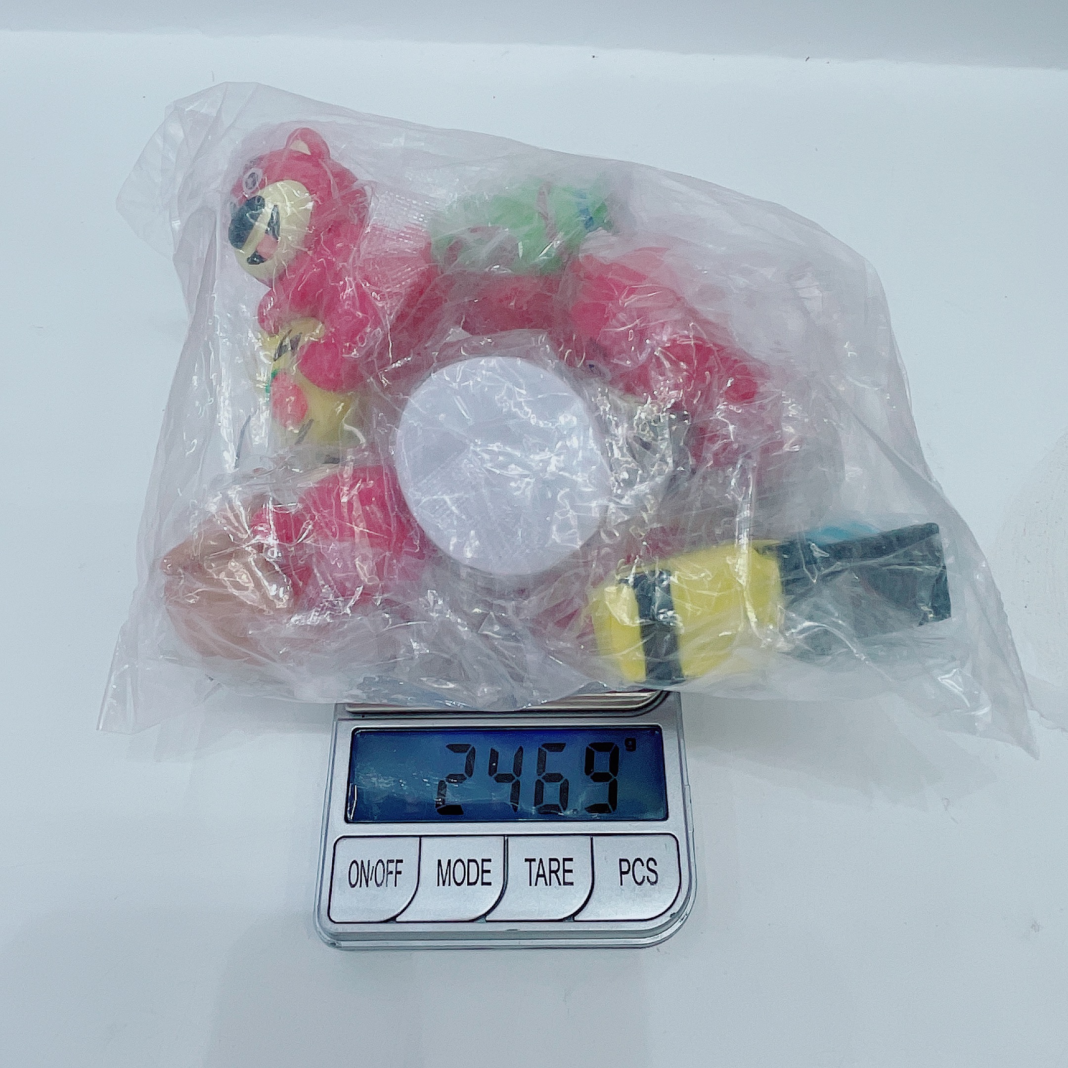 Wholesale of 6 kinds of cute strawberry Bear cartoon figurines, car cake ornaments, schoolbag pendants and gashapon pic 3