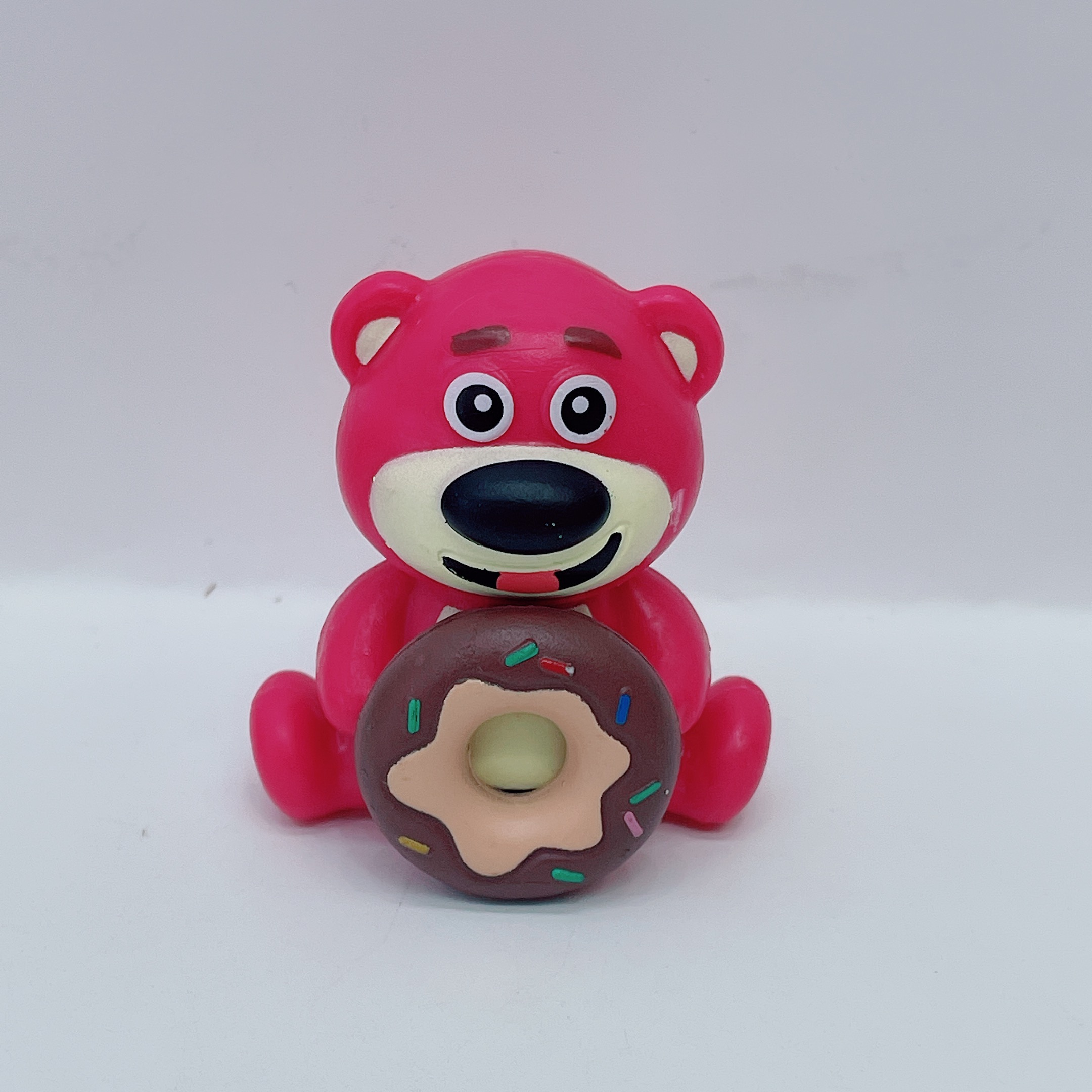 Wholesale of 6 kinds of cute strawberry Bear cartoon figurines, car cake ornaments, schoolbag pendants and gashapon Application Scenario