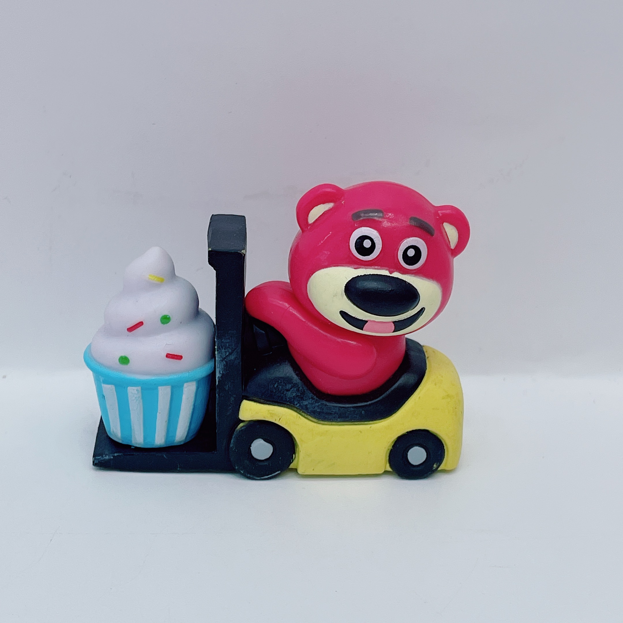 Wholesale of 6 kinds of cute strawberry Bear cartoon figurines, car cake ornaments, schoolbag pendants and gashapon pic 4