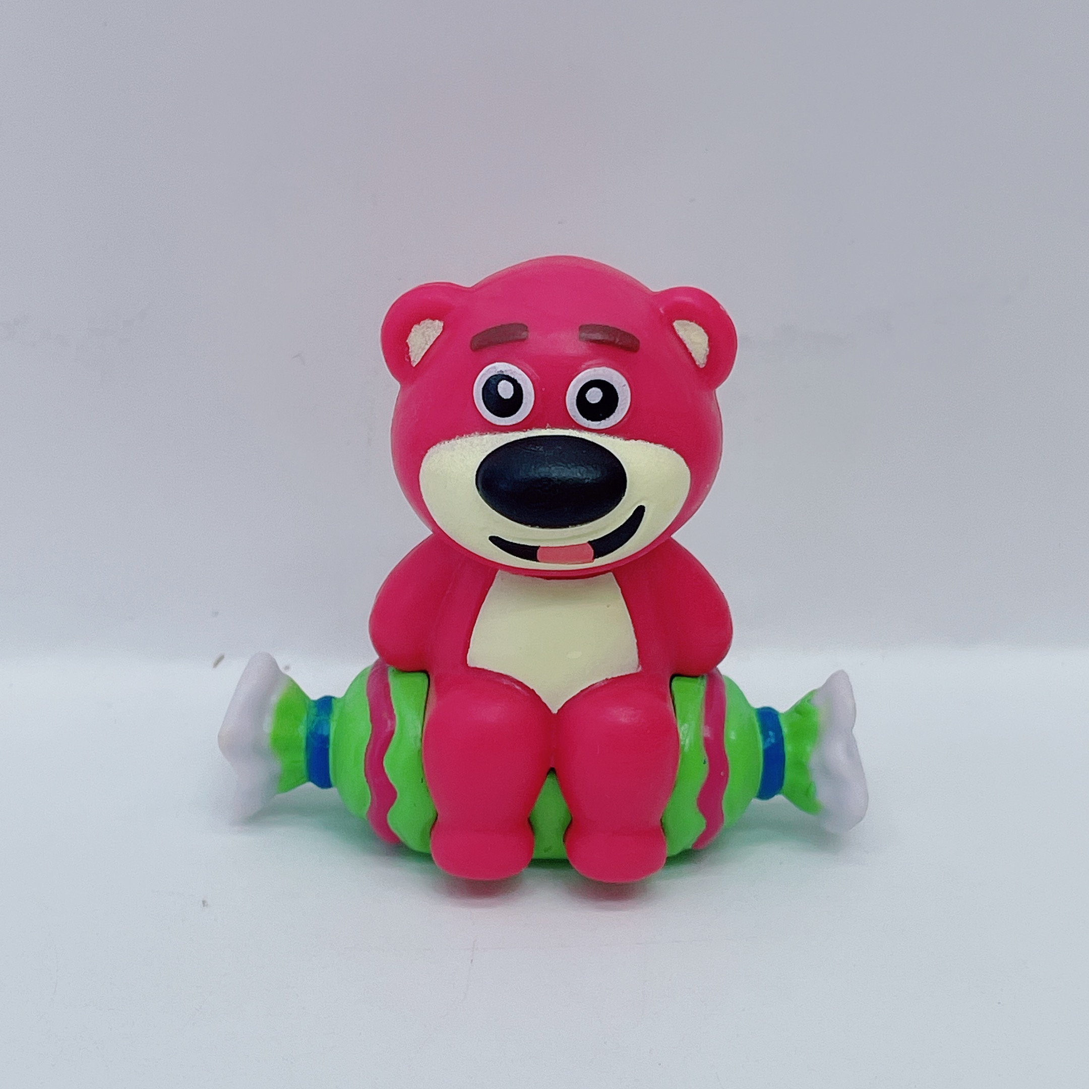 Wholesale of 6 kinds of cute strawberry Bear cartoon figurines, car cake ornaments, schoolbag pendants and gashapon pic 9