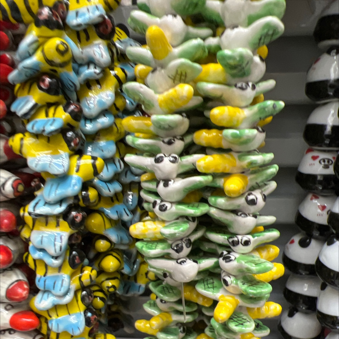 国潮厂家直销陶瓷珠子国风复古diy手链项链异形珠动物珠子
手工定制蜻蜓飞机详情2