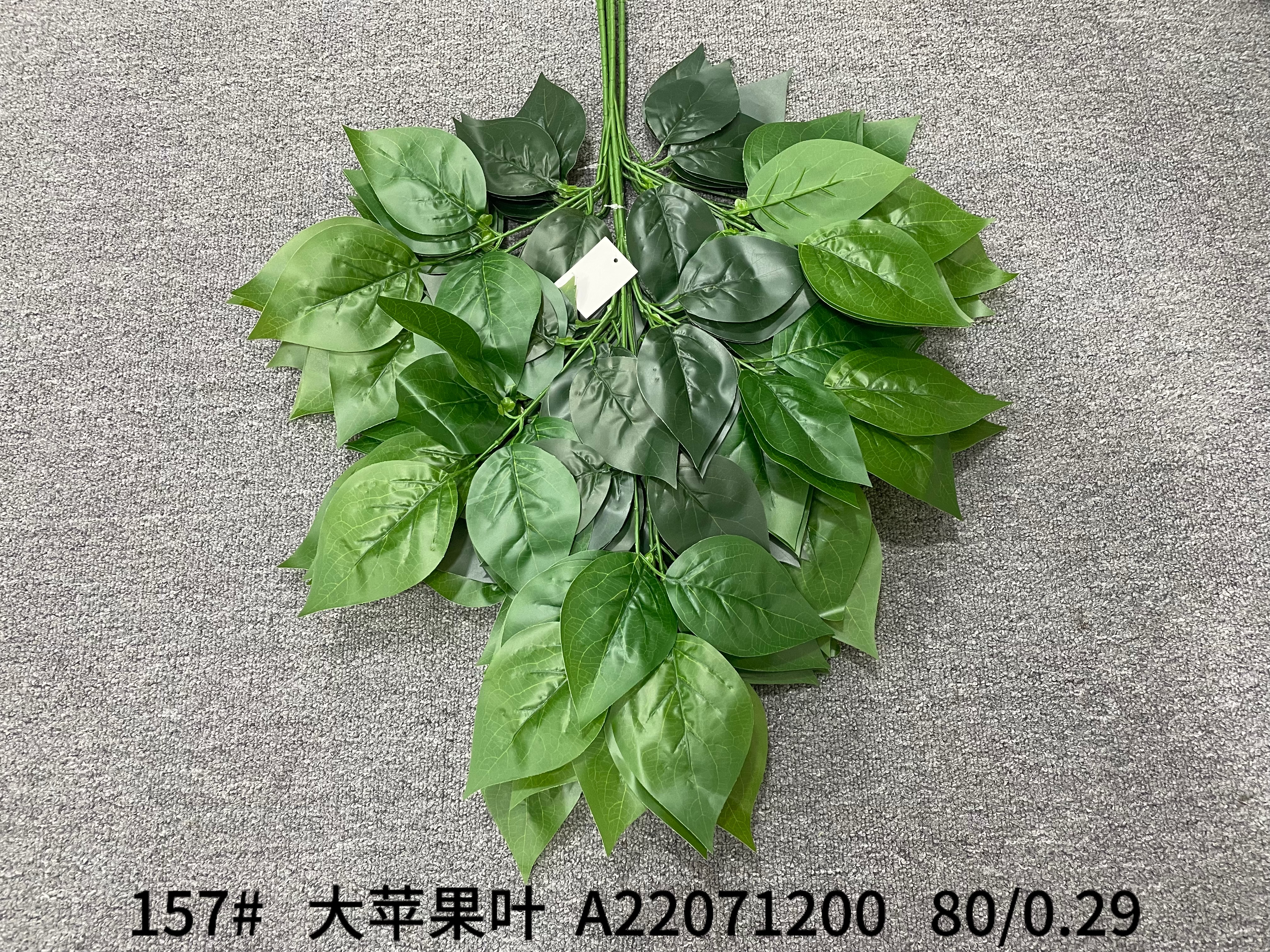 创意饰品 仿真花 假花花辨 艳丽逼真 色彩鲜艳 永不凋谢仿真花产品图