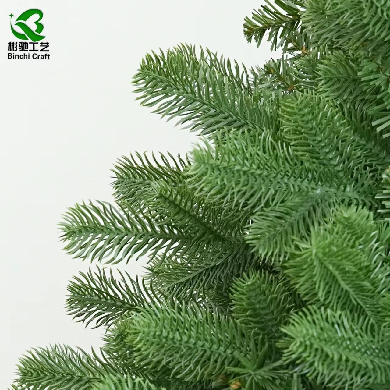 ب) لوازم شجرة عيد الميلاد ؛ Specification image