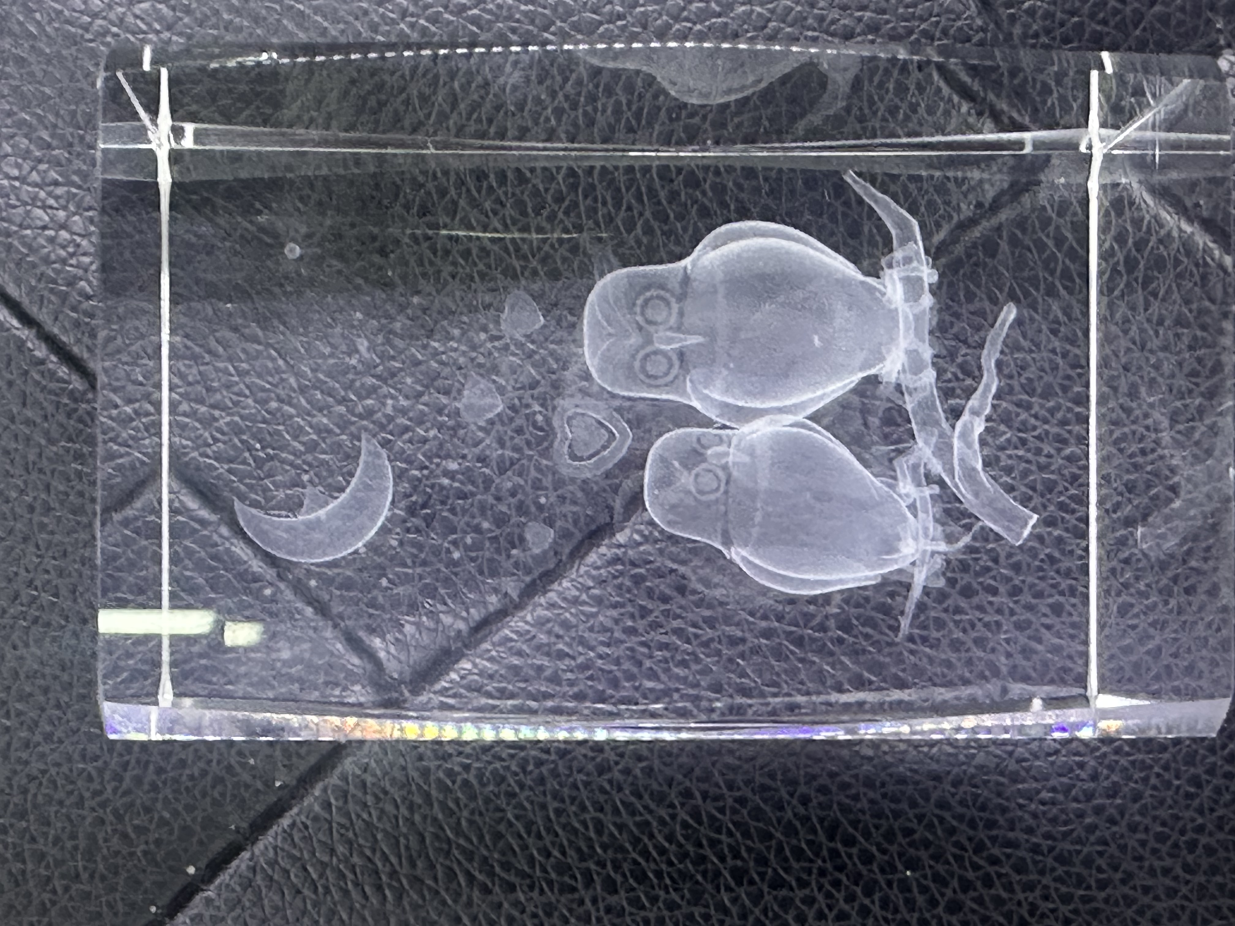 水晶内雕摆件工艺品灯光底座细节图