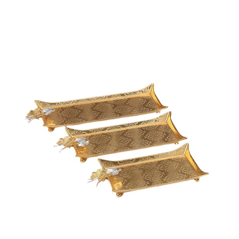 European-style iron towel square plate, home living room coffee table, hotel tray, handicrafts, ornaments, snacks, cake plates, fruit plates, fruit trays