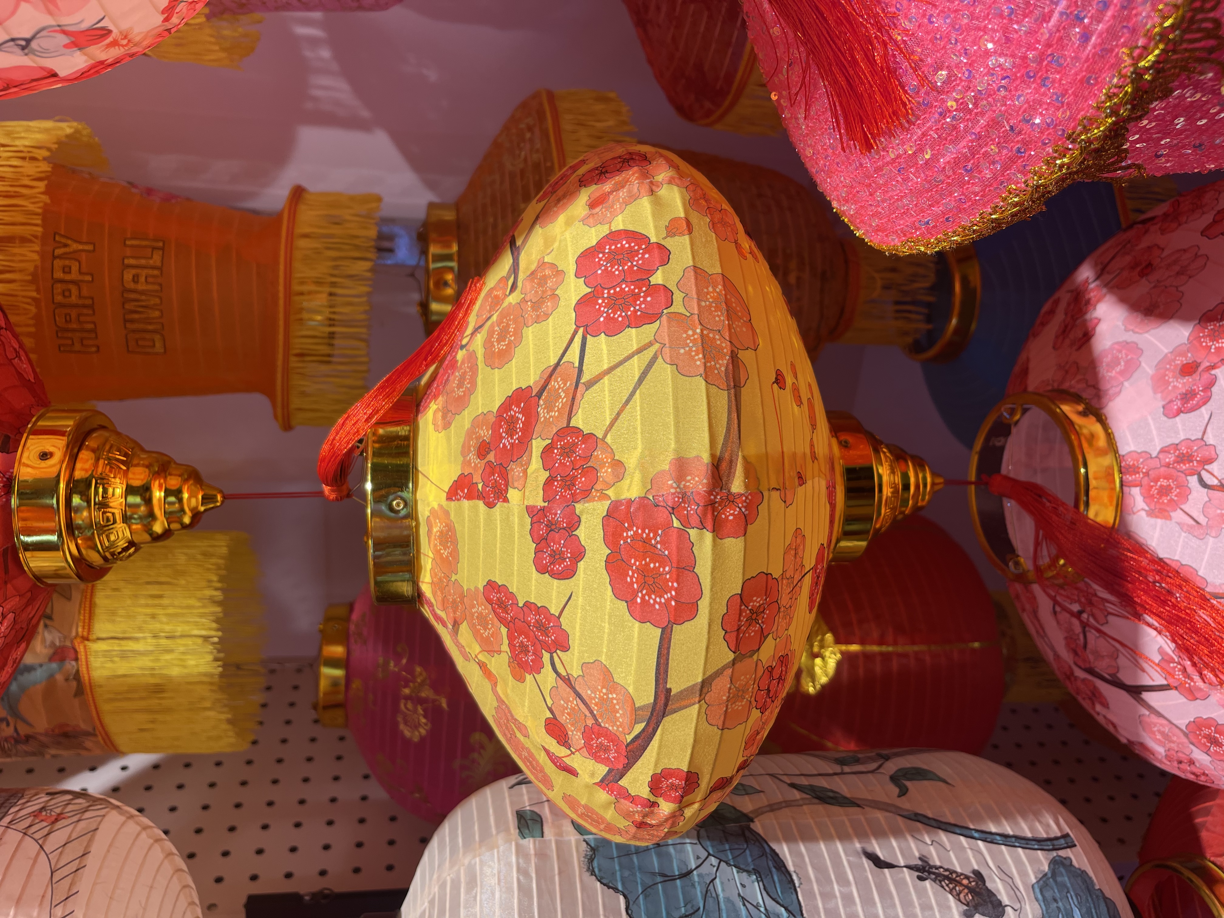 灯笼/镭射灯笼/新年灯笼/大红灯笼吊灯/大红灯笼细节图