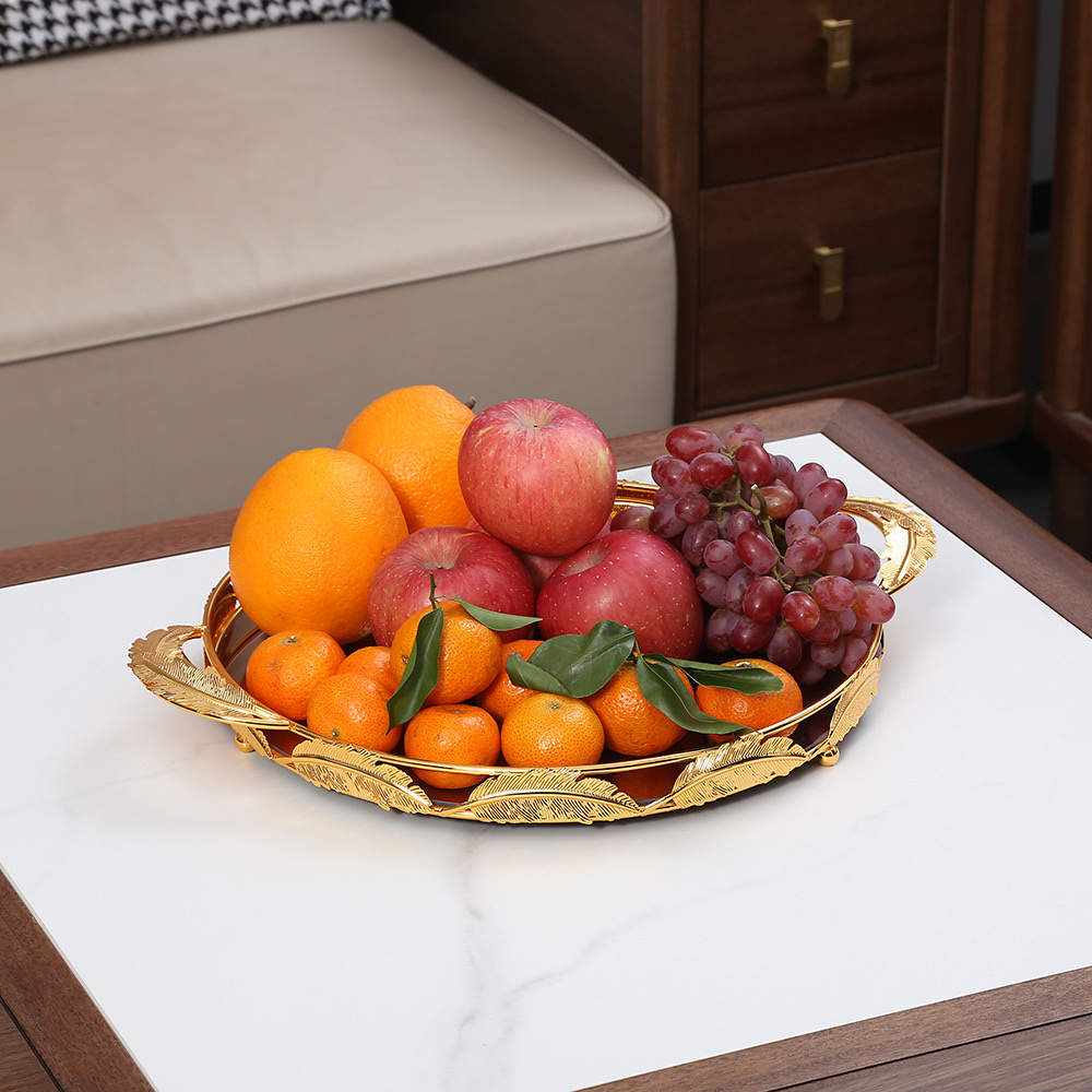 European-style light luxury household metal mirror tray, wedding ornaments, rectangular and round cosmetic decorations, storage box, acrylic cake stand details Picture