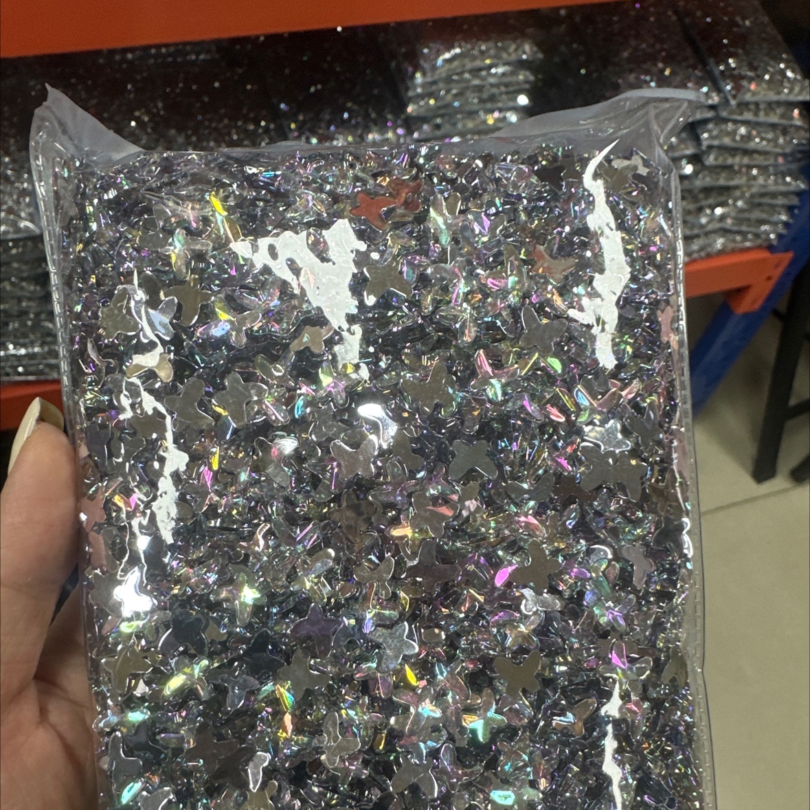 10mm butterfly acrylic diamond white ab hair accessory diy material hair clip accessory Application Scenario