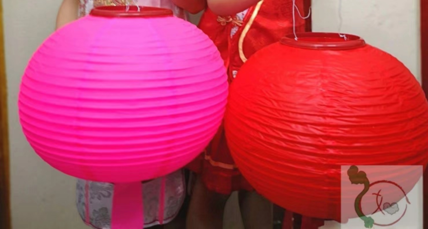 Lantern details Picture