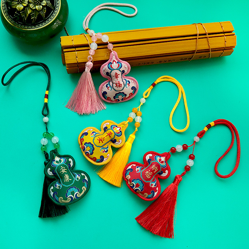特色香囊 传统香包挂件 家居装饰礼品 胡芦喜庆 挂件香囊