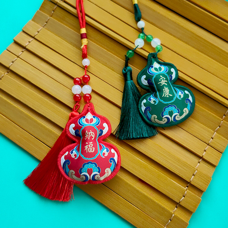 特色香囊 传统香包挂件 家居装饰礼品 胡芦喜庆 挂件香囊细节图