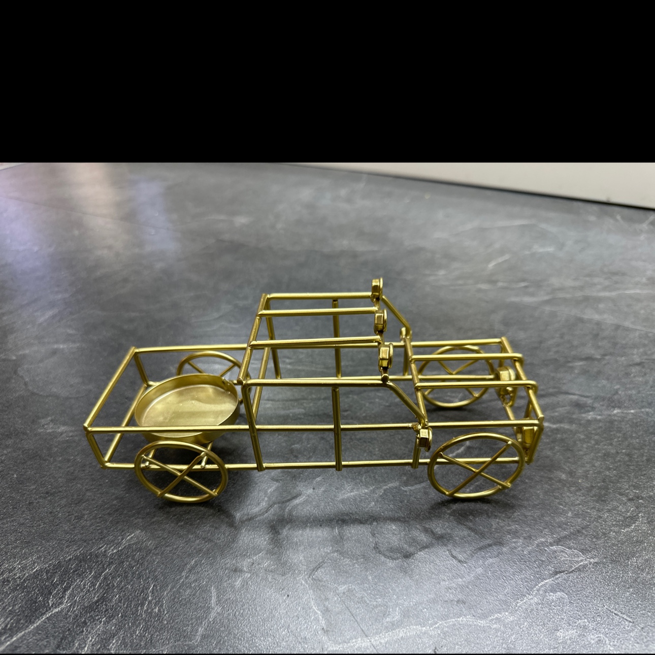 皮卡烛台可以放茶盒不同颜色的香薰铜钱