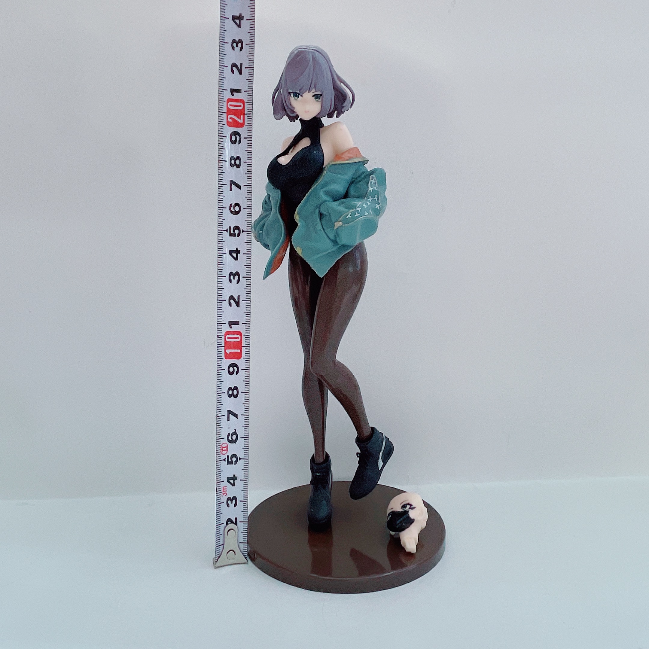 Luna figurine sports shoes face swap anime 2D cute girl model desktop decoration pic 2