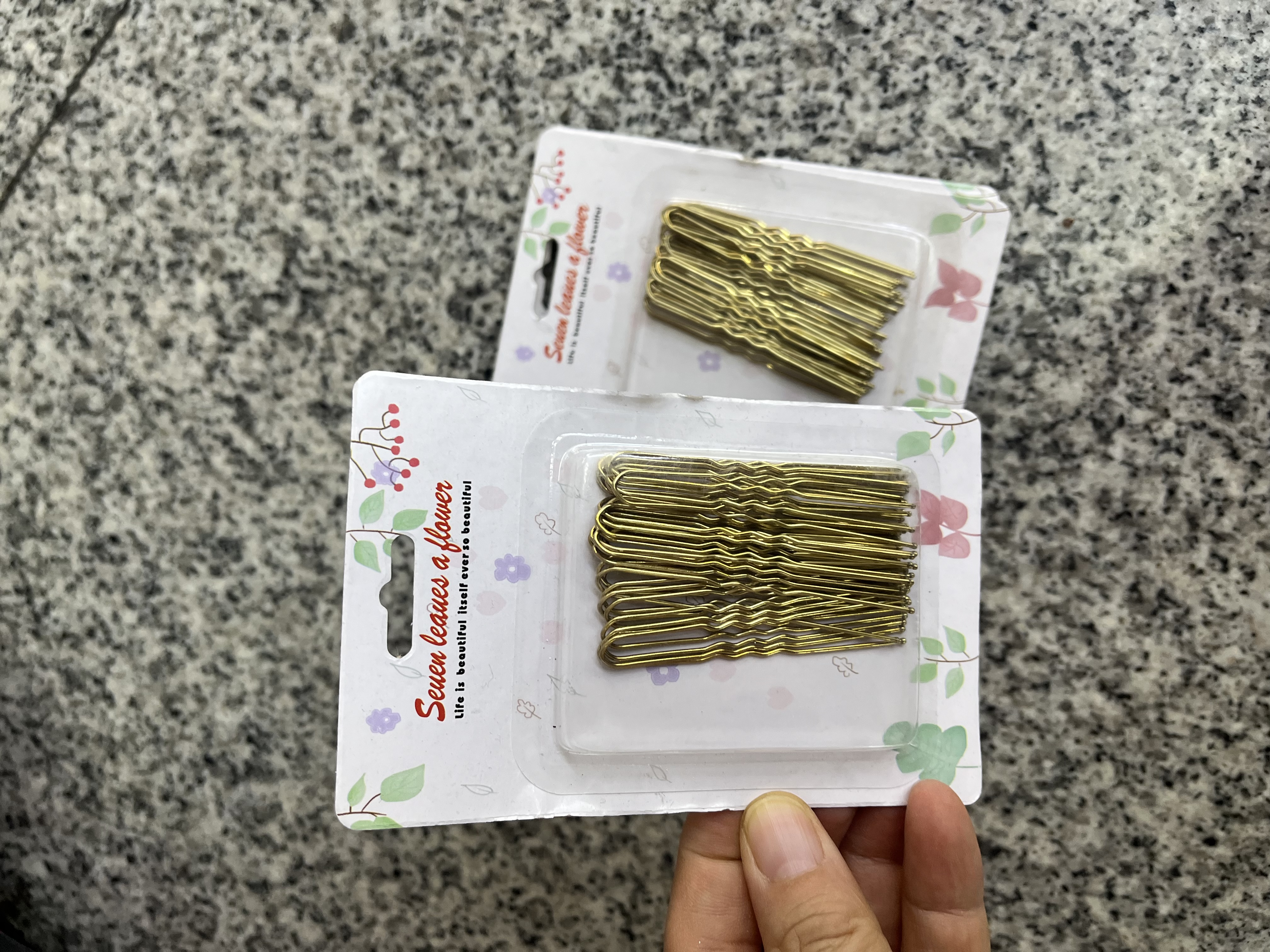 法式浪漫发饰 创意饰品精致发夹 发卡女士优雅头饰 简约时尚发饰品圣花牌创意饰品发卡发饰细节图