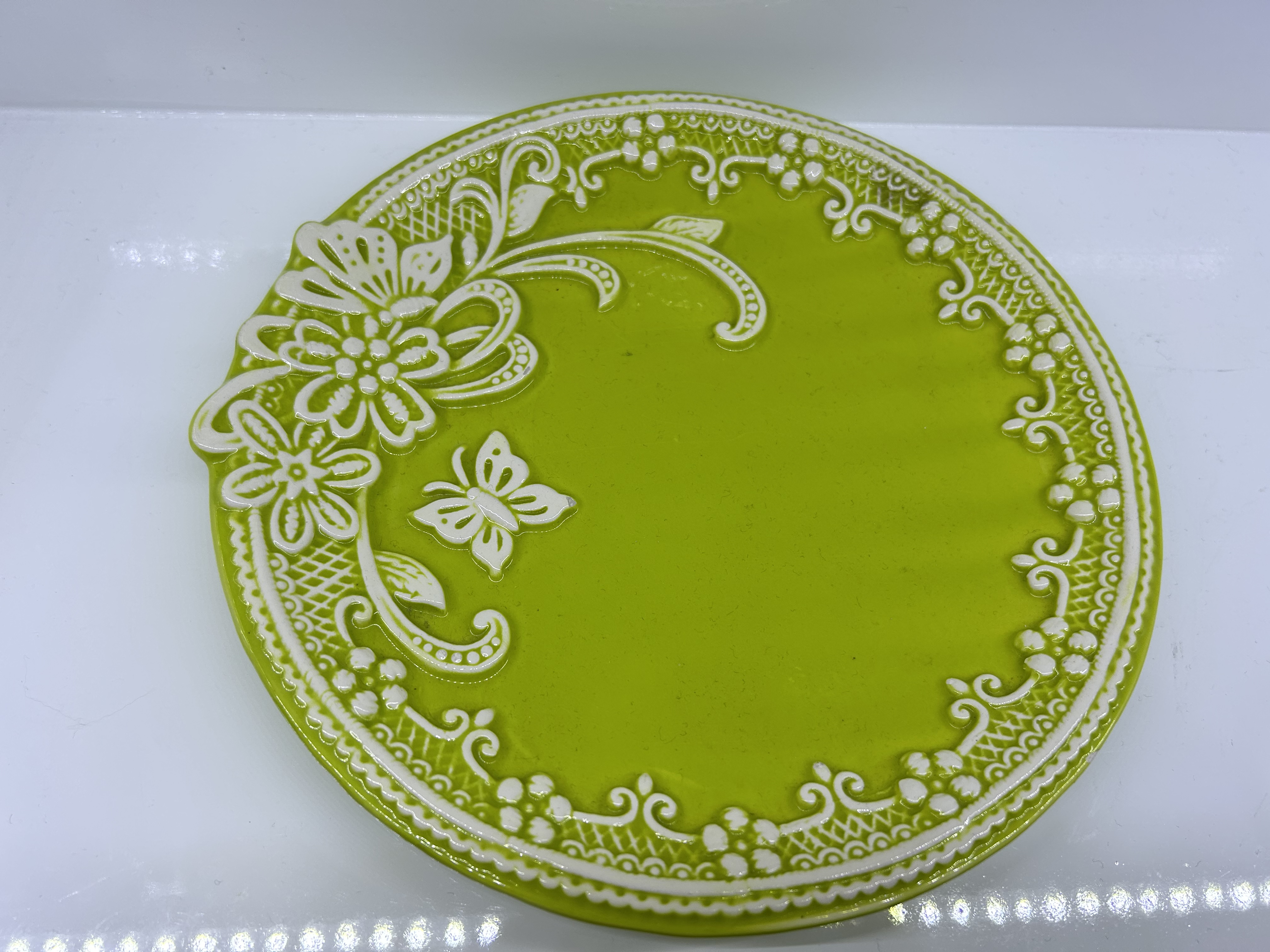 放桌面铁纸巾盒 烛台装饰 玻璃制品 玻璃盘子 水晶水晶玻璃 高档家居装饰品 精致实用艺术品放桌面铁纸巾盒产品图