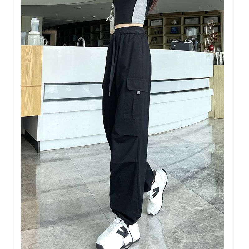 2024 New Loose Three-Dimensional Waist Multi-Pocket American Cargo Pants Women's Ankle Pants Item Picture