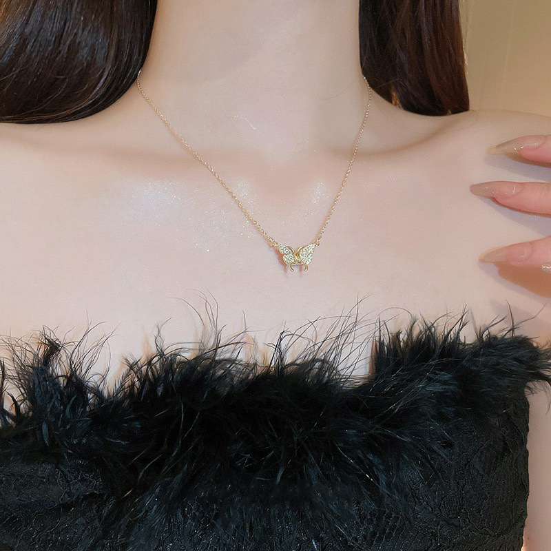 抖音爆款磁吸蝴蝶款项链女生满钻轻奢锁骨链高级感精致不撞款吊坠 产品图