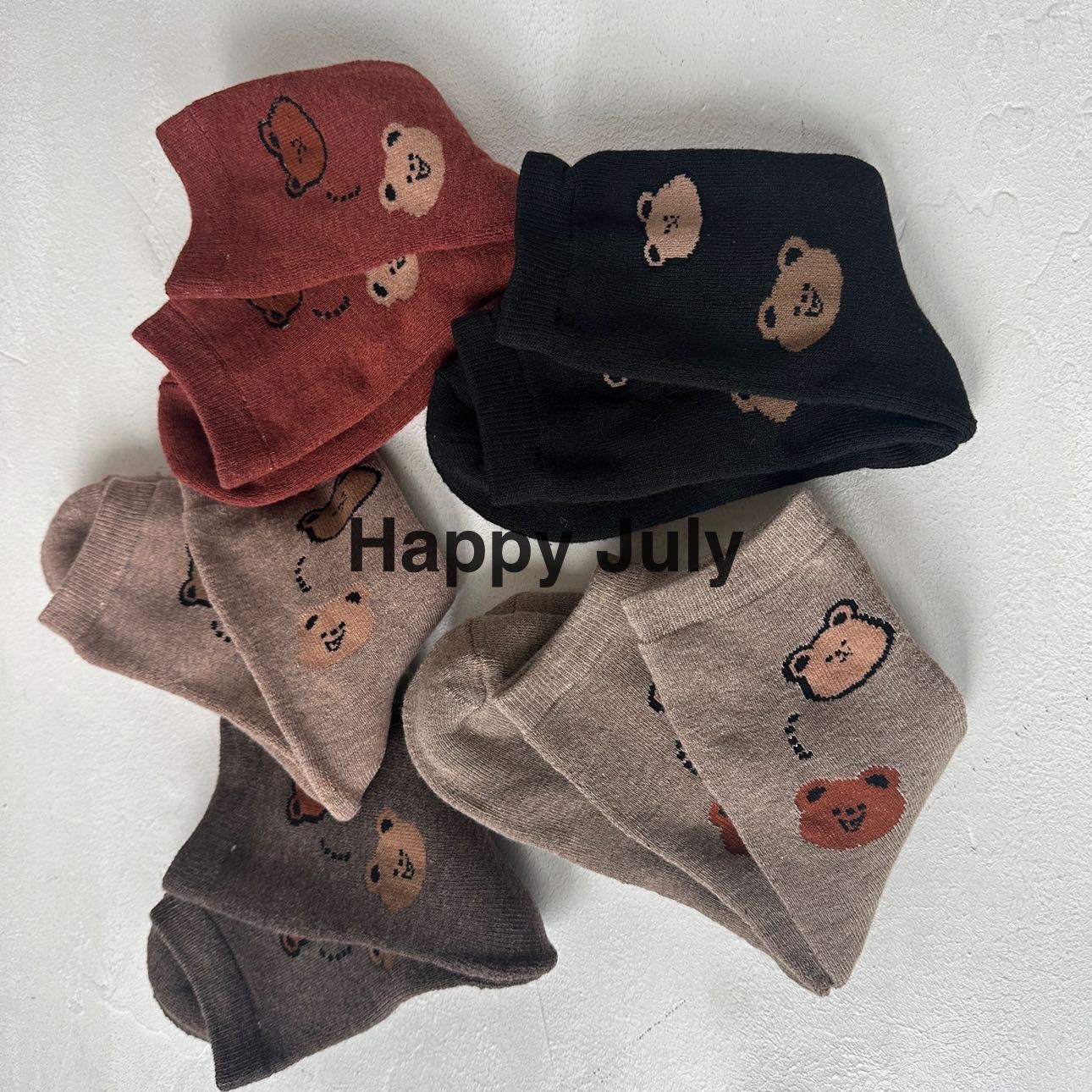 Loop socks, women's autumn and winter warm, comfortable and casual socks, high-top cold-proof thick new warm socks, cartoon socks, women's socks wholesale details Picture