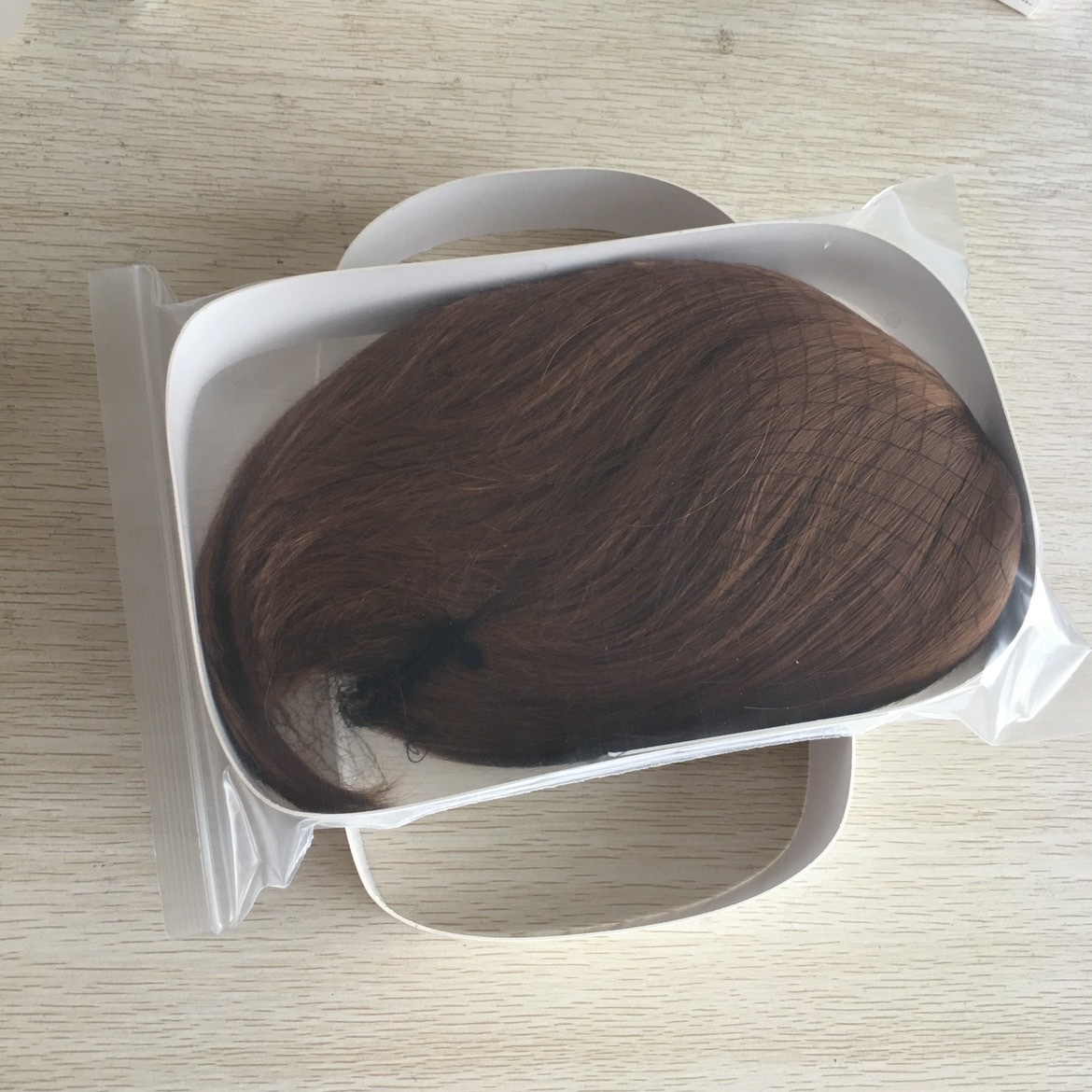 White paper card for wig packaging detail image 6