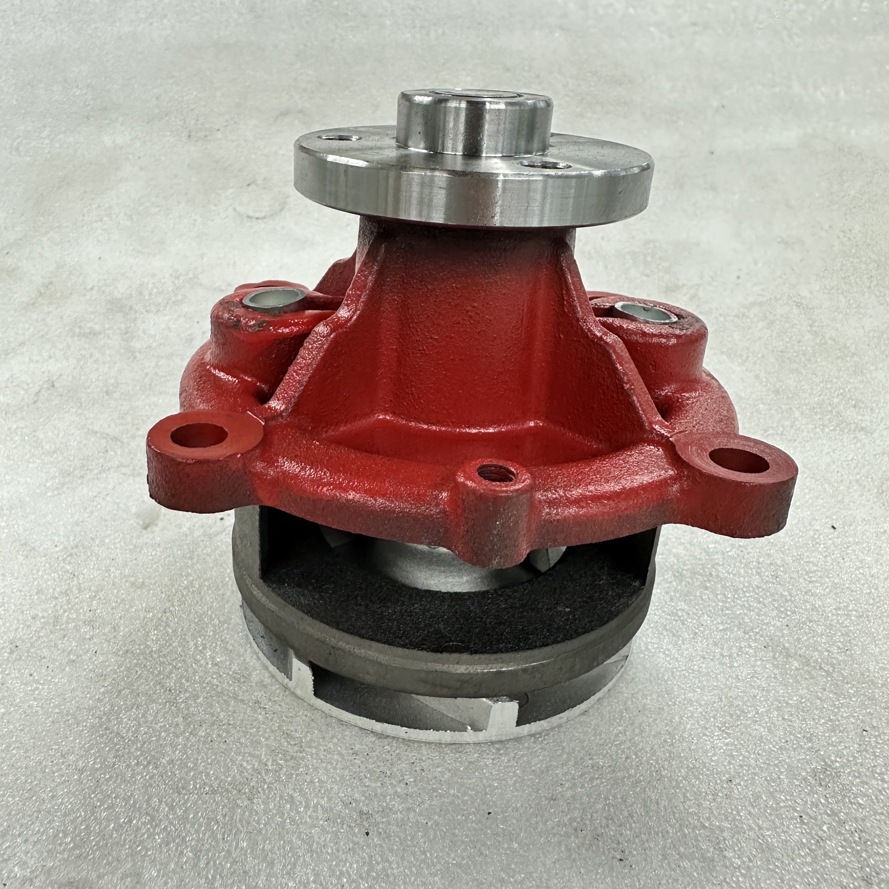Truck parts are suitable for VOLVO EC290 engine Volvo cooling water pump 21125771 details Picture