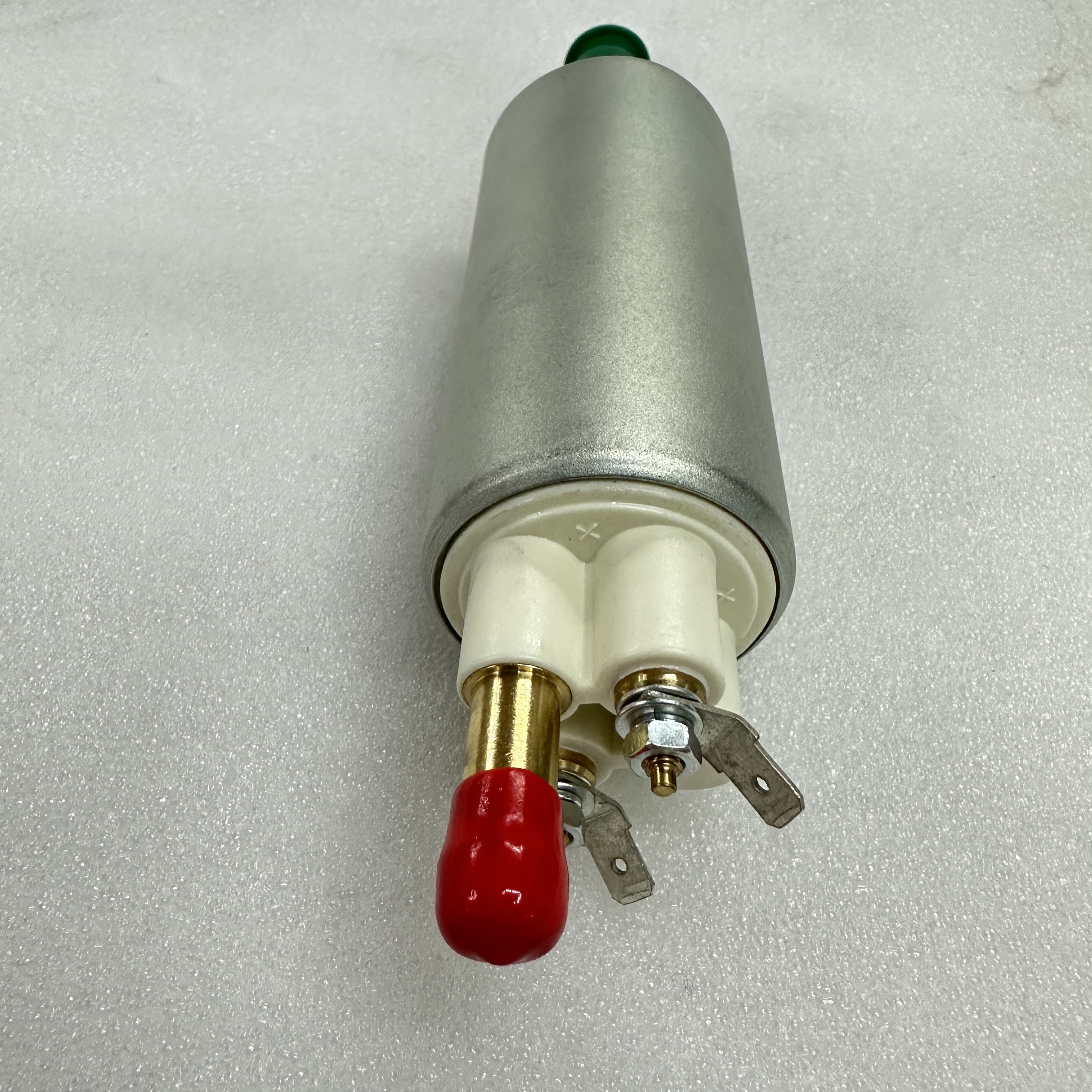 Tractor parts are suitable for DEUTZ TCD2013 engine electronic fuel pump 04128101 details Picture