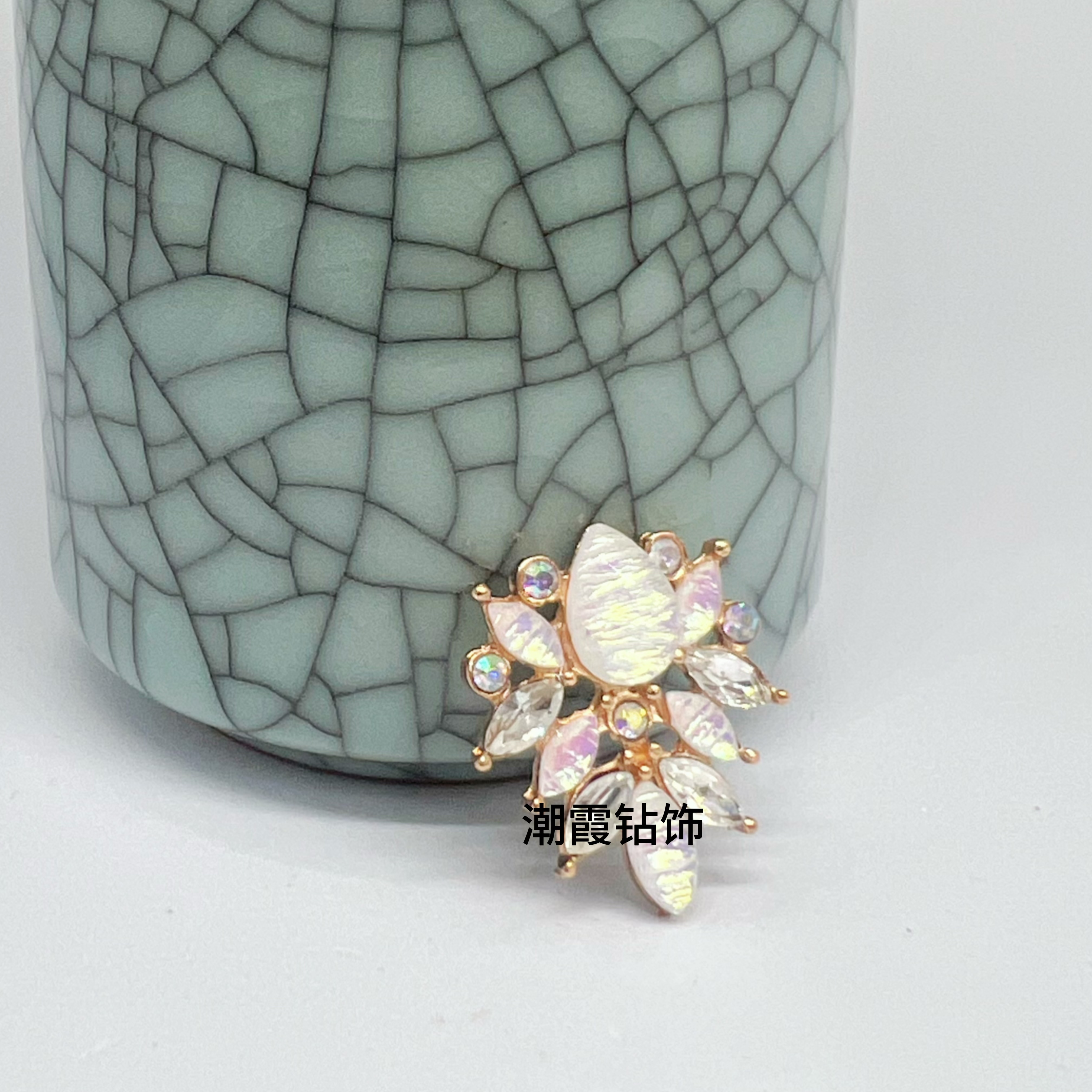 Trendy diamond jewelry, new European and American creative, retro and simple water drop resin crystal flower jewelry accessories Specification image