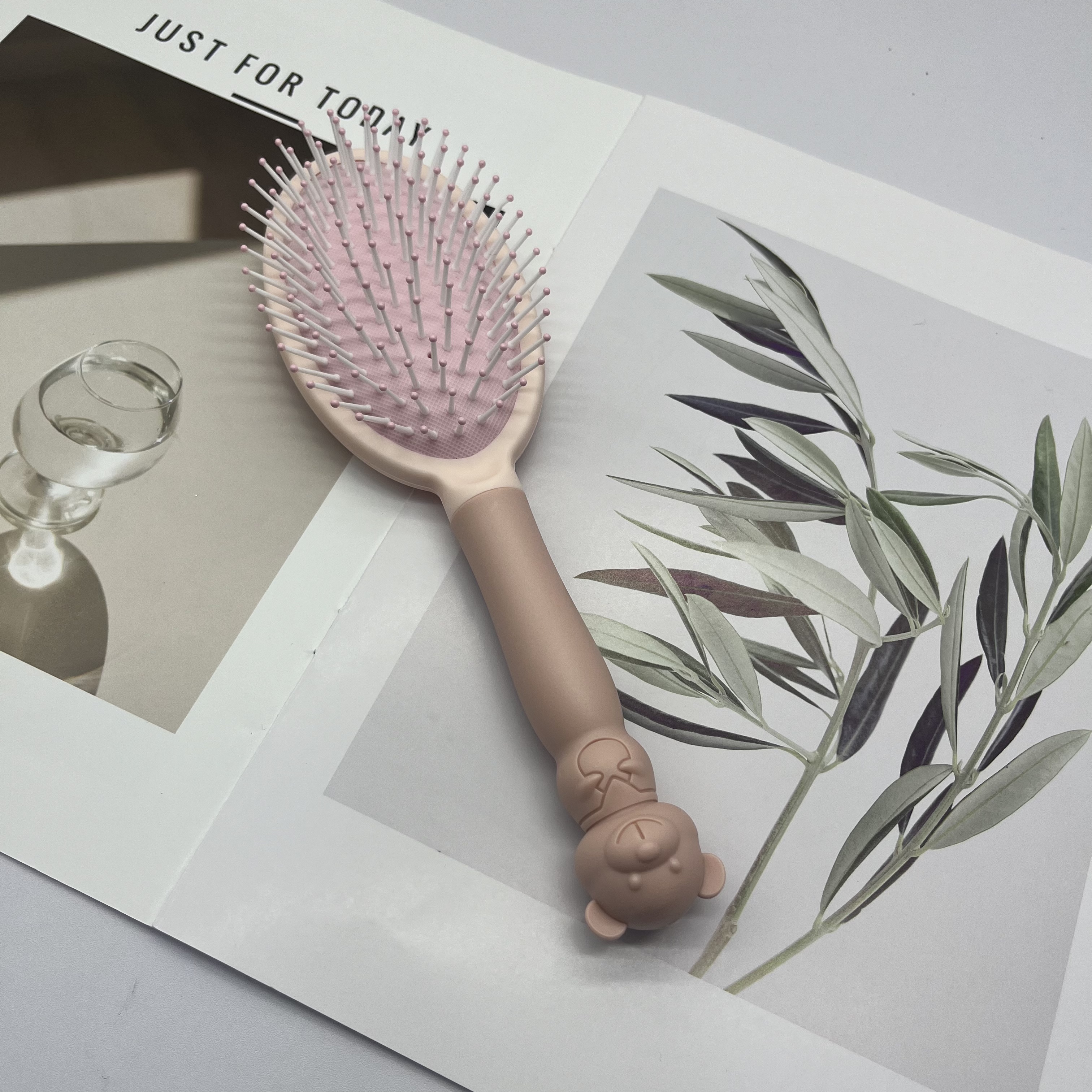 套装3支装美发梳 圆梳+气囊梳+平梳白底实物图