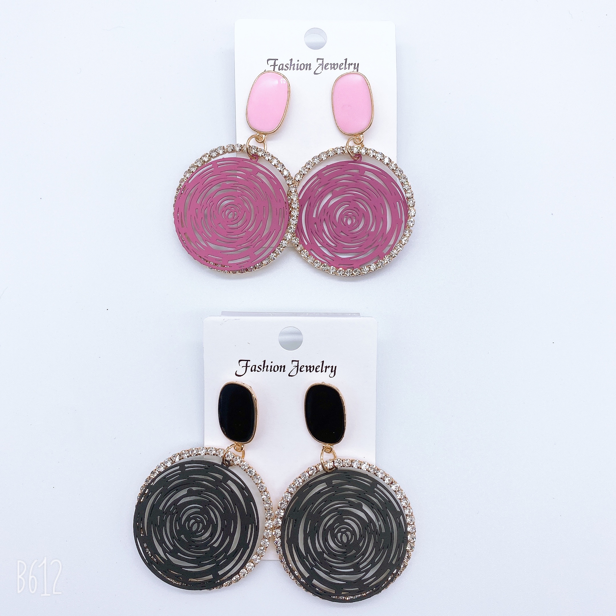 Spray-painted earrings, Morandi accessories, colorful earrings, exquisite earrings, fashionable and trendy ladies, Korean style simple and elegant earrings and accessories Application Scenario
