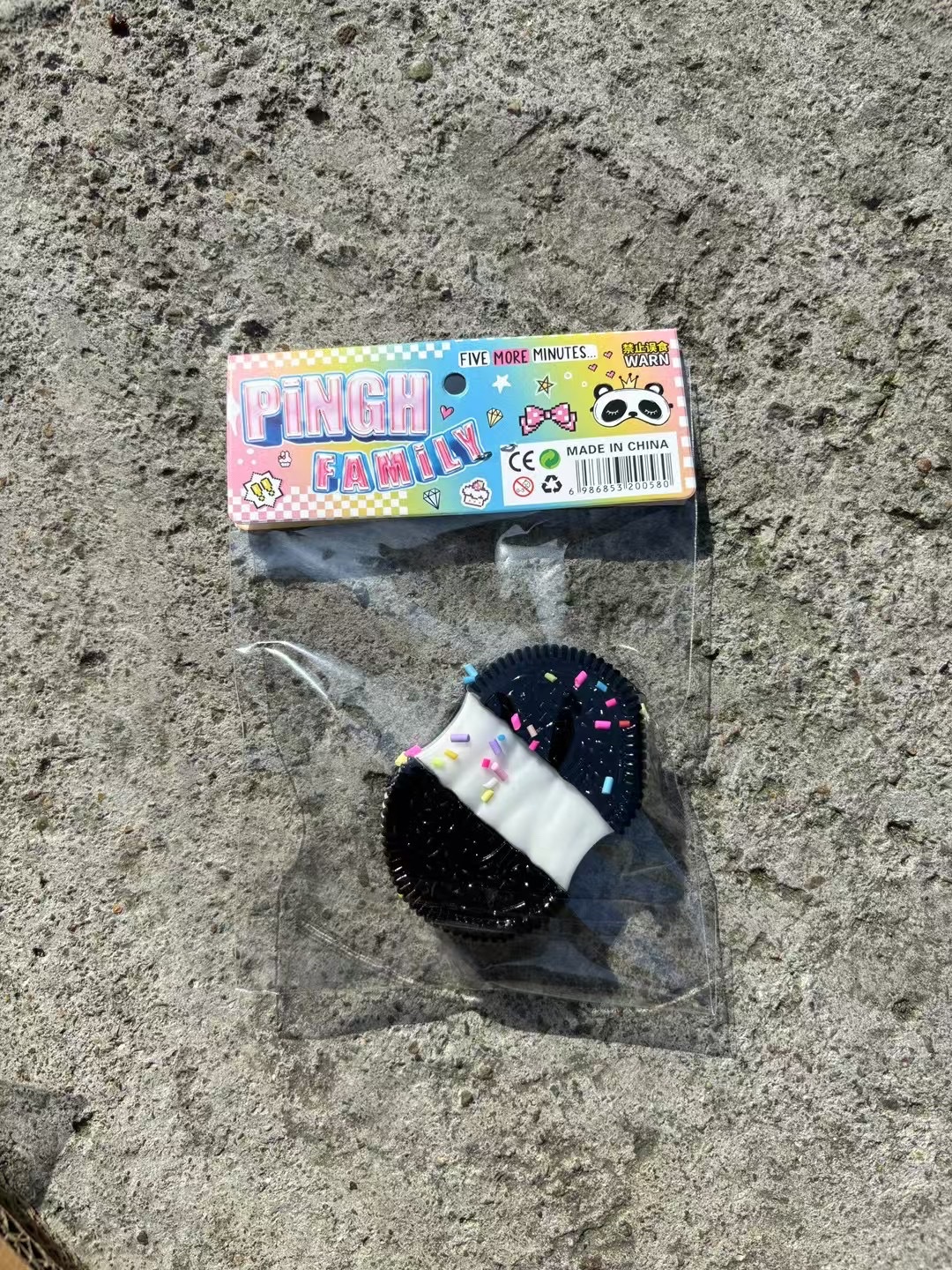 Pulled Oreo cookie Pinch happy simulation food play sandwich cake Pinch super soft cute decompression vent toys Decompress pinch happy toys wholesale small toys
