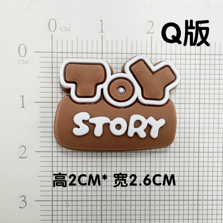 A variety of cartoon large-sized hats, black coal balls, DIY material accessories, crocs, buckles, slippers, water cups, phone cases and accessories Item Picture