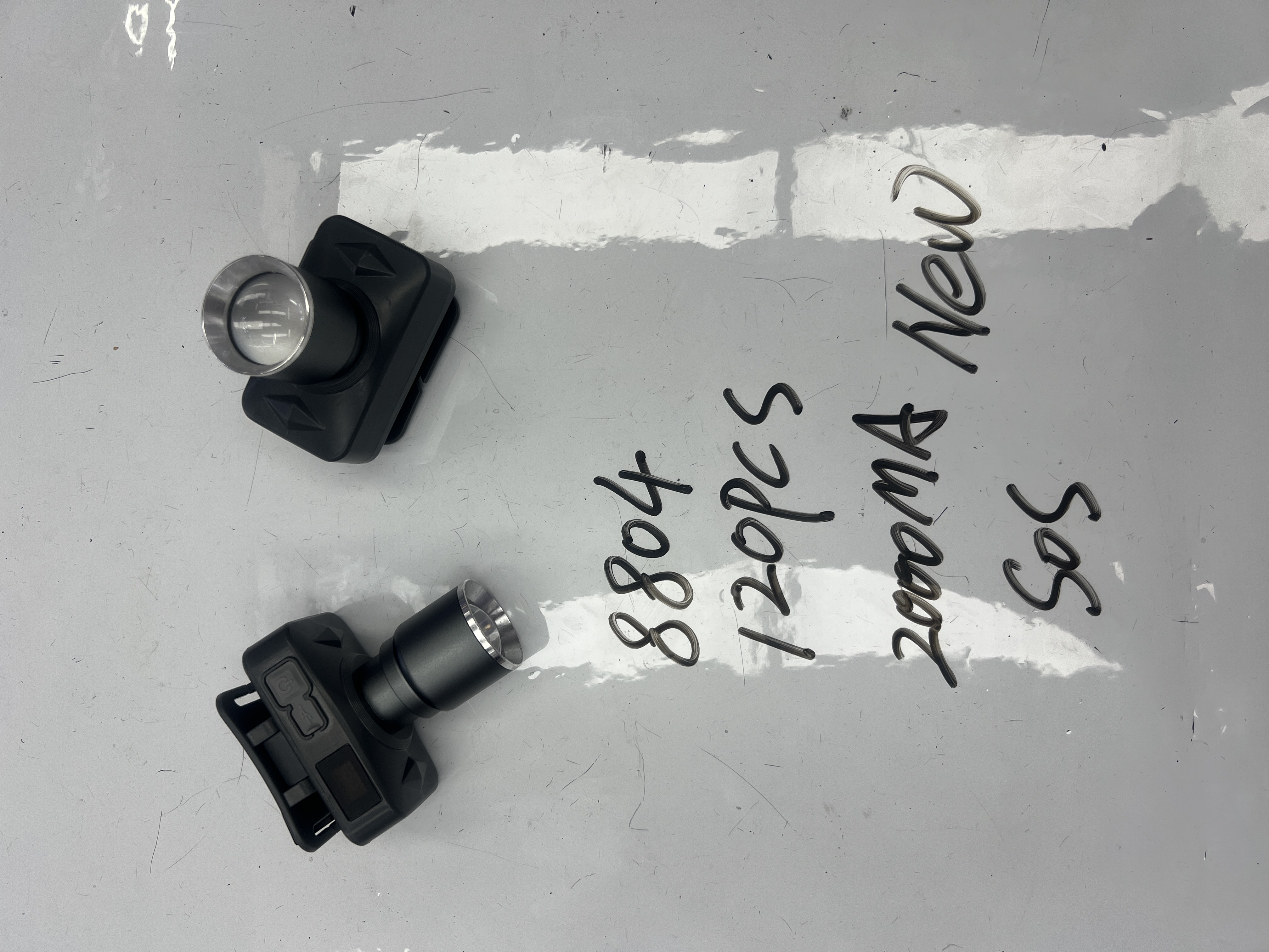 大功率伸缩头灯手电筒手电强光手电