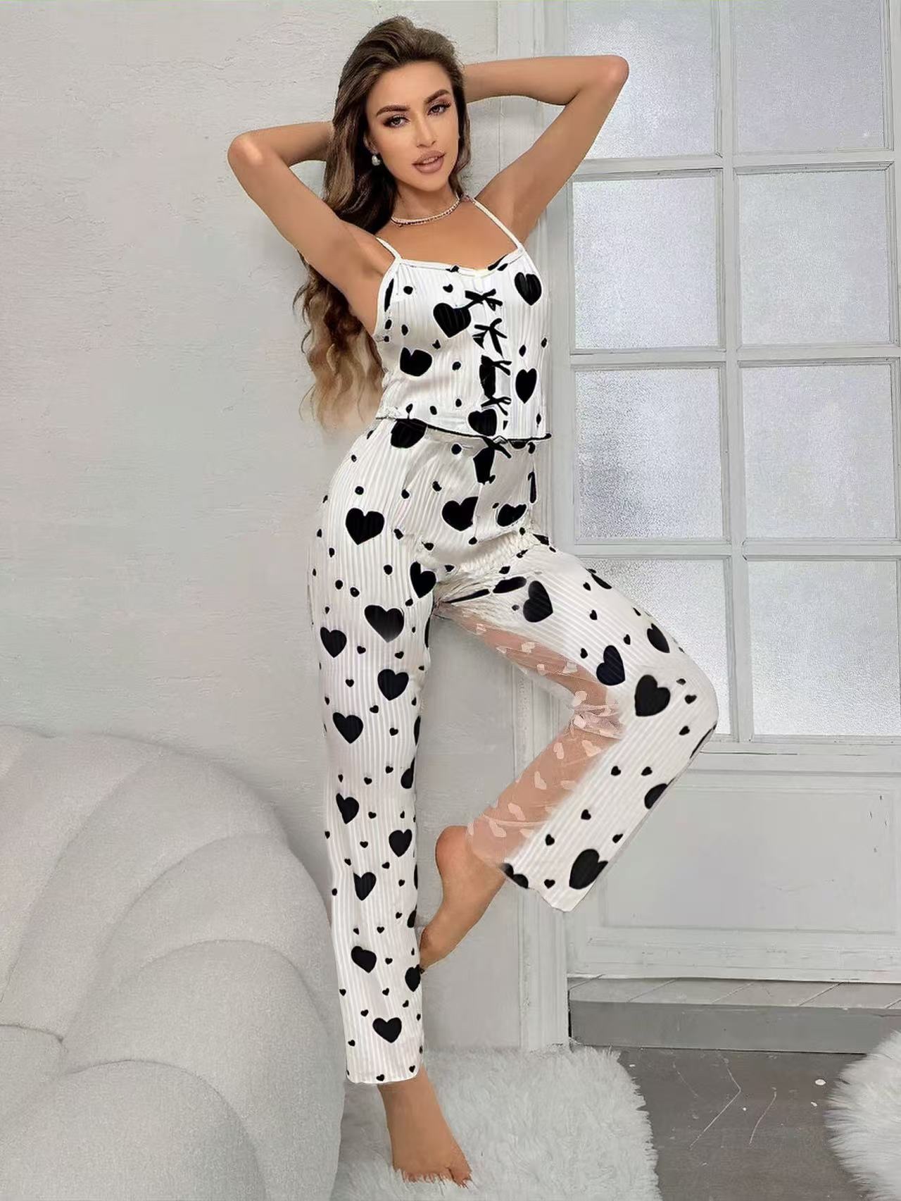 The 2024 new home print color-blocking mesh home wear with a slit front and a halter top pajama set is a cross-border bestseller on Amazon