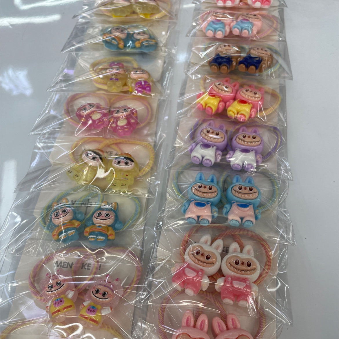 Labu's latest personalized children's hair ties, exquisite women's hair accessories, elegant hair ties, Korean-style leather band hair ties, fashionable and trendy hair accessories, girls' hair ties Specification image