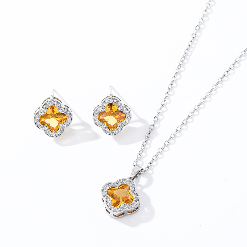 四叶草套装耳钉项链铜合金锆石微镶项链袜子配饰