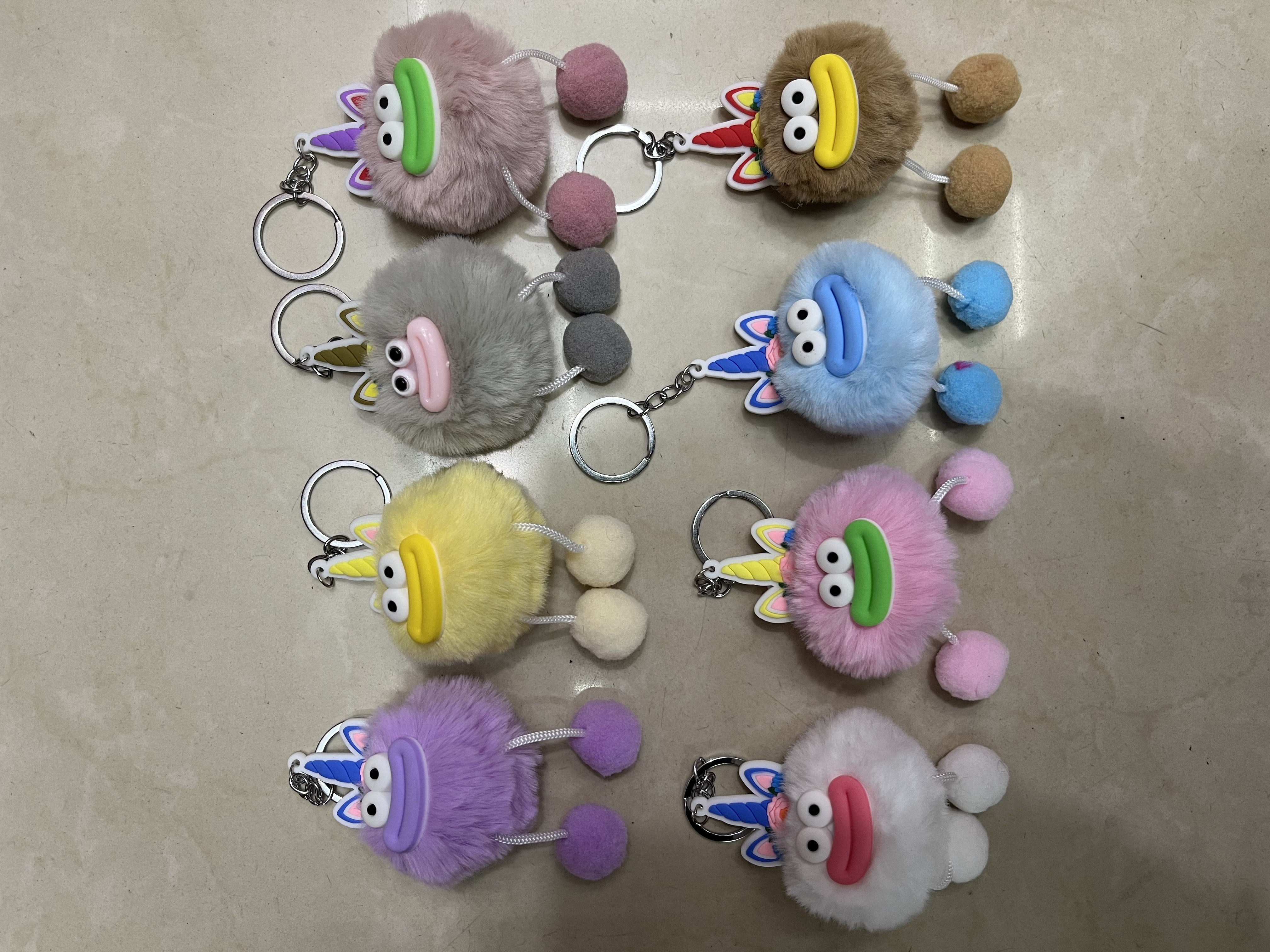 毛绒挂件钥匙扣女2024款可爱钥匙扣配件 炫彩流动时尚潮流个性车钥匙挂饰详情图14