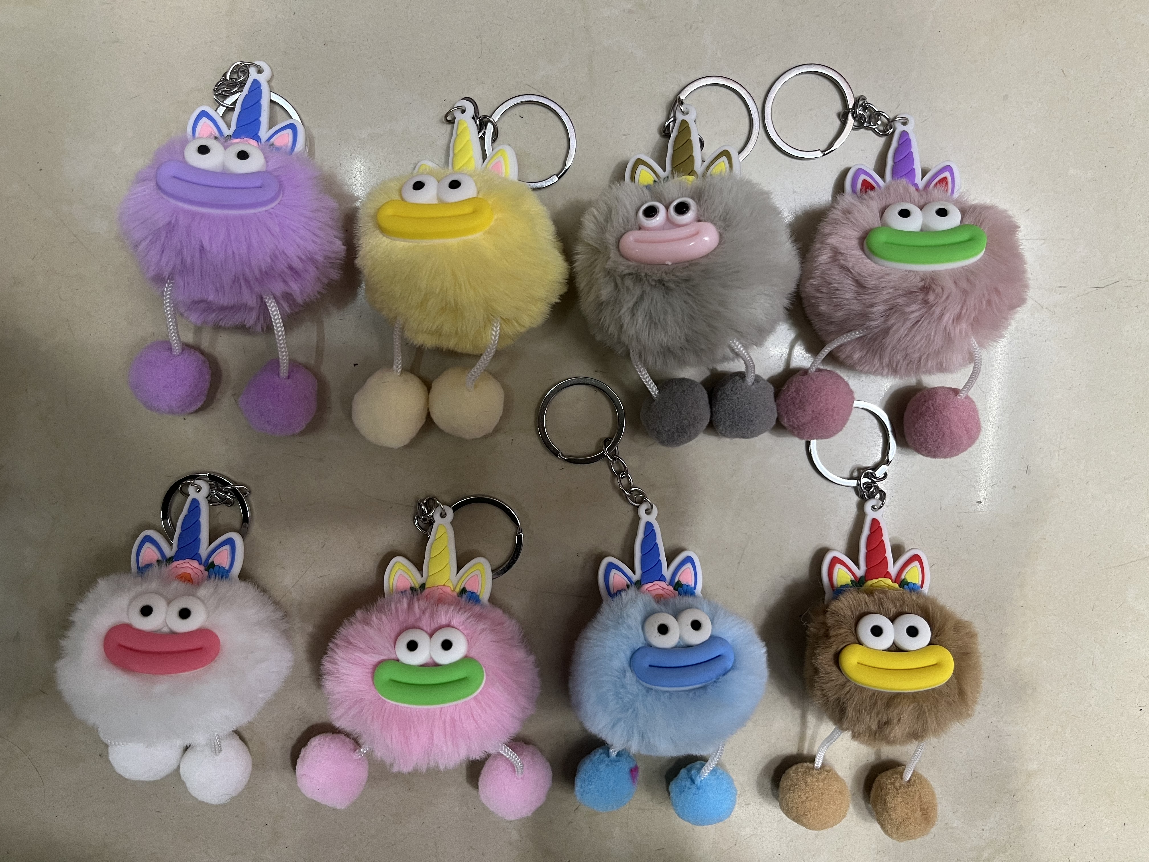 毛绒挂件钥匙扣女2024款可爱钥匙扣配件 炫彩流动时尚潮流个性车钥匙挂饰详情图13