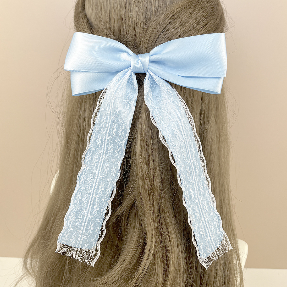 Korean-style lace-trimmed bow ribbon hair clip, a fashionable, elegant and high-end women's hair accessory with a spring clip at the back of the head detail image 3