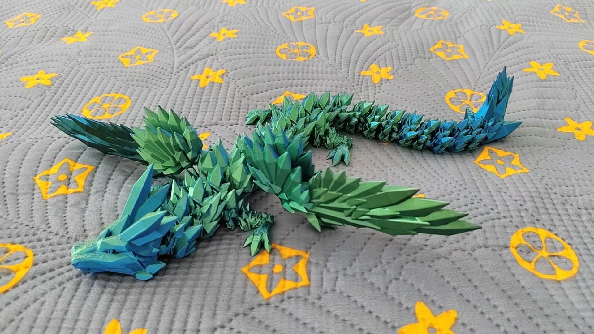 欣飞塑胶玩具，热销玩具，网红款3D打印技术，龙，蛇，恐龙，款式新颖详情图4