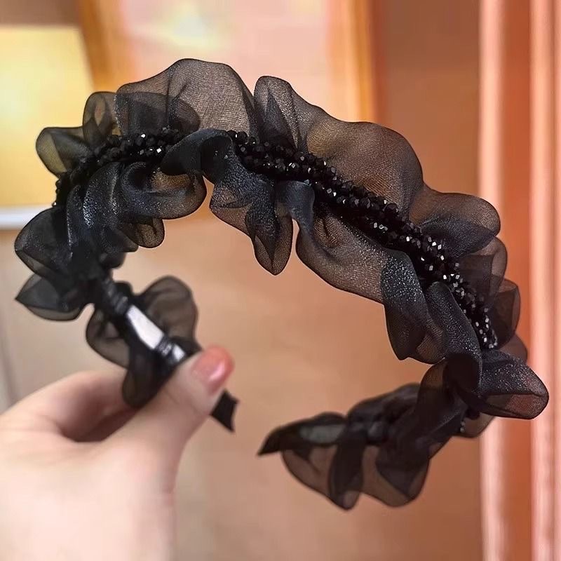 Creative accessories, unique design, hair clips, headwear, exquisite ladies' hair accessories, simple and fashionable decorative headwear, creative accessories Application Scenario